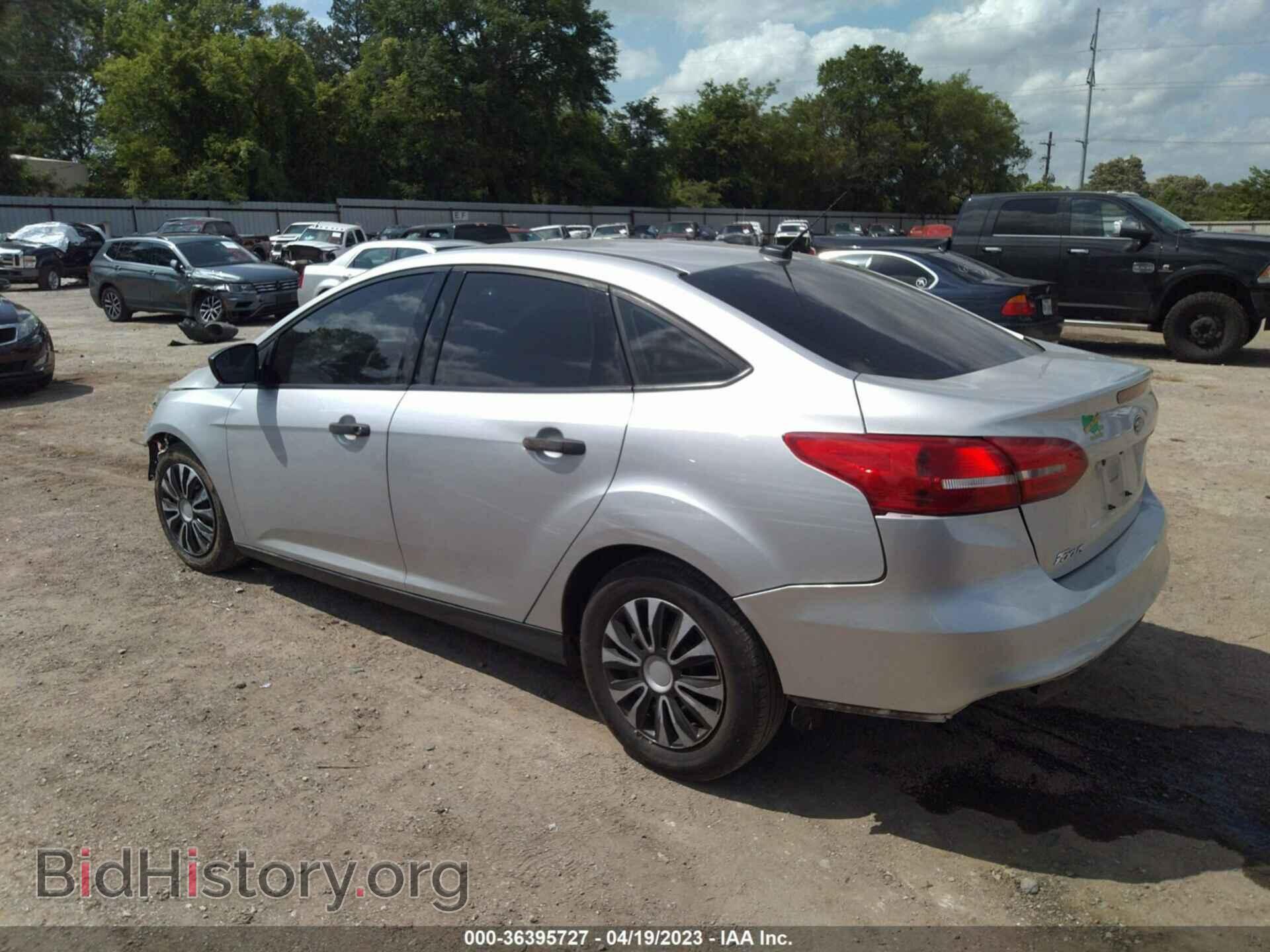 2018 FORD FOCUS - VIN: 1FADP3E27JL204289 - Фото 3