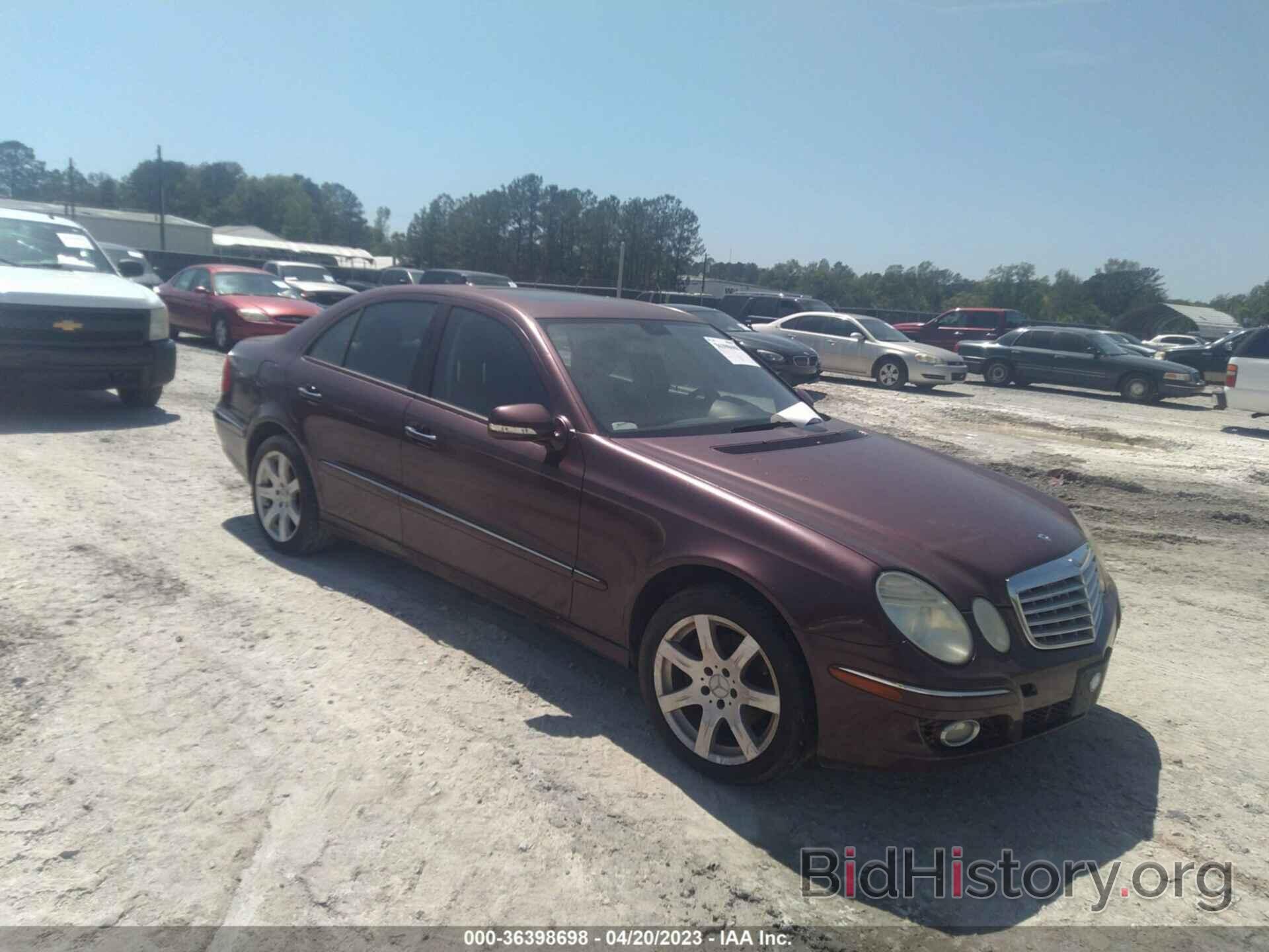 Photo WDBUF87X47X215463 - MERCEDES-BENZ E-CLASS 2007