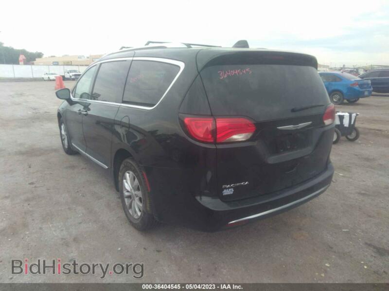 2019 Chrysler PACIFICA (VIN 2C4RC1BG8KR651982) — фото 3 из 10