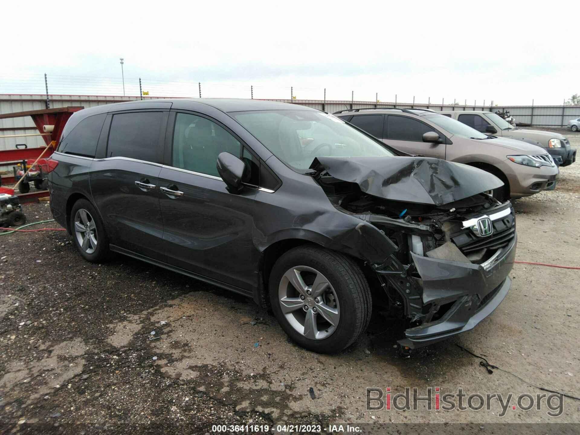 Photo 5FNRL6H71JB076493 - HONDA ODYSSEY 2018