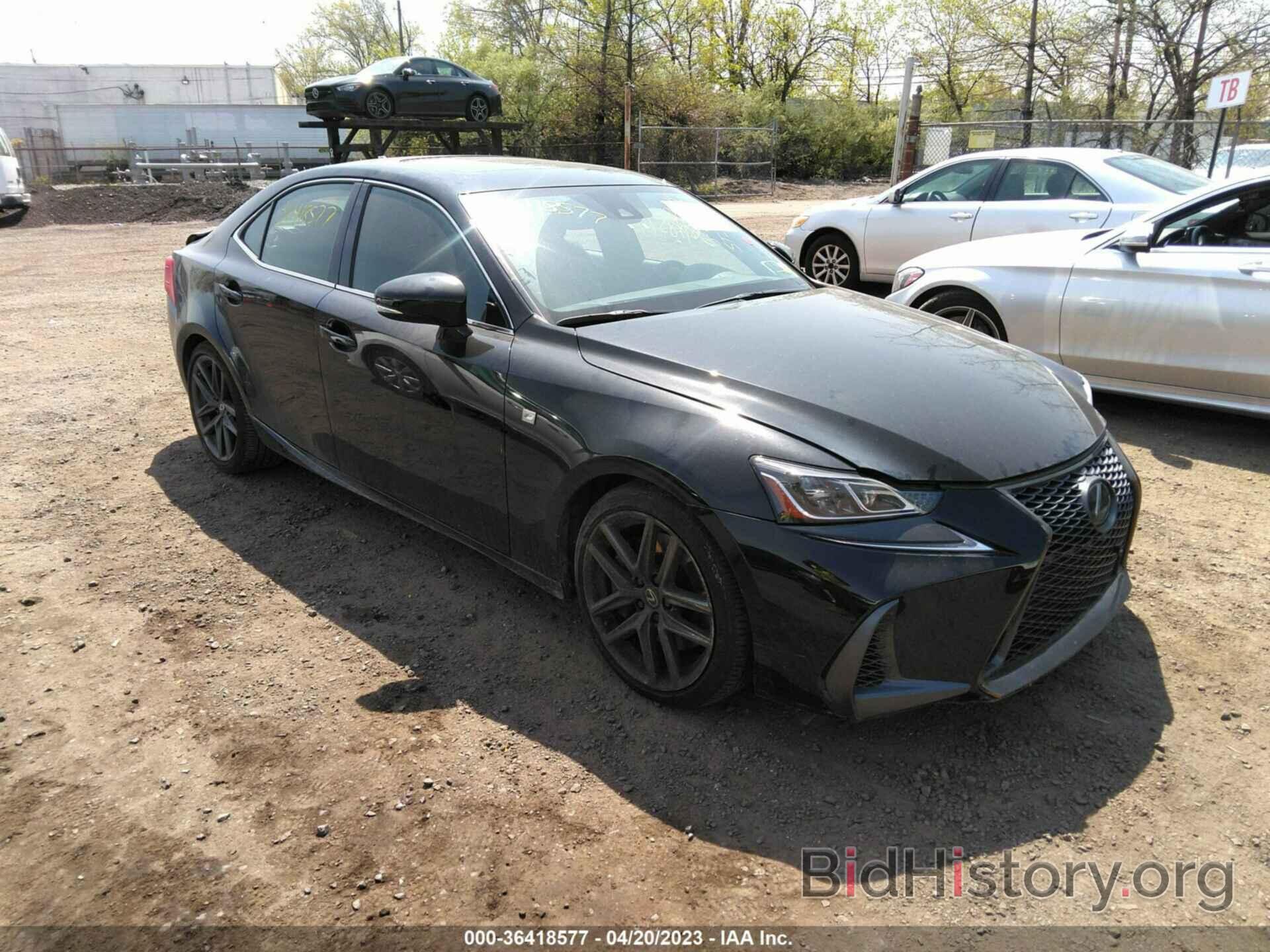 Photo JTHG81F22L5041127 - LEXUS IS 2020