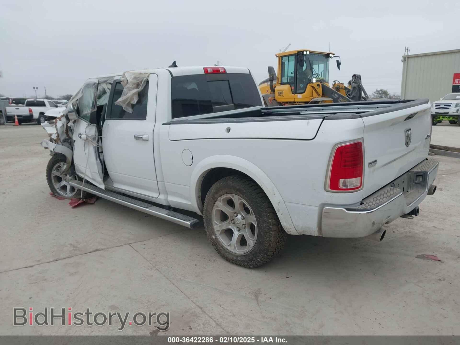 2017 RAM 1500 - VIN: 1C6RR7VT7HS772575 - Фото 3