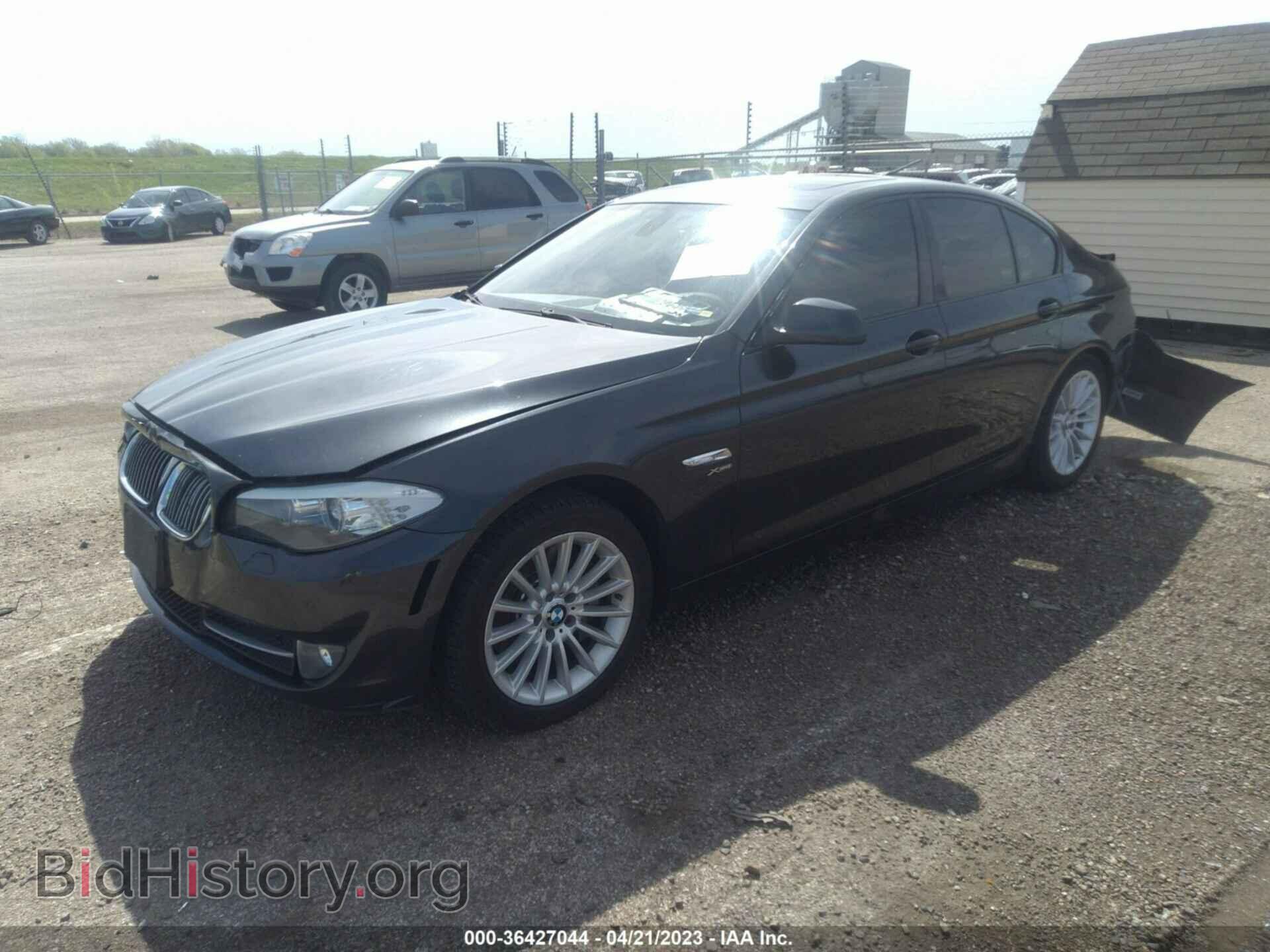 2011 BMW 5 SERIES - VIN: WBAFU7C57BC869904 - Фото 2