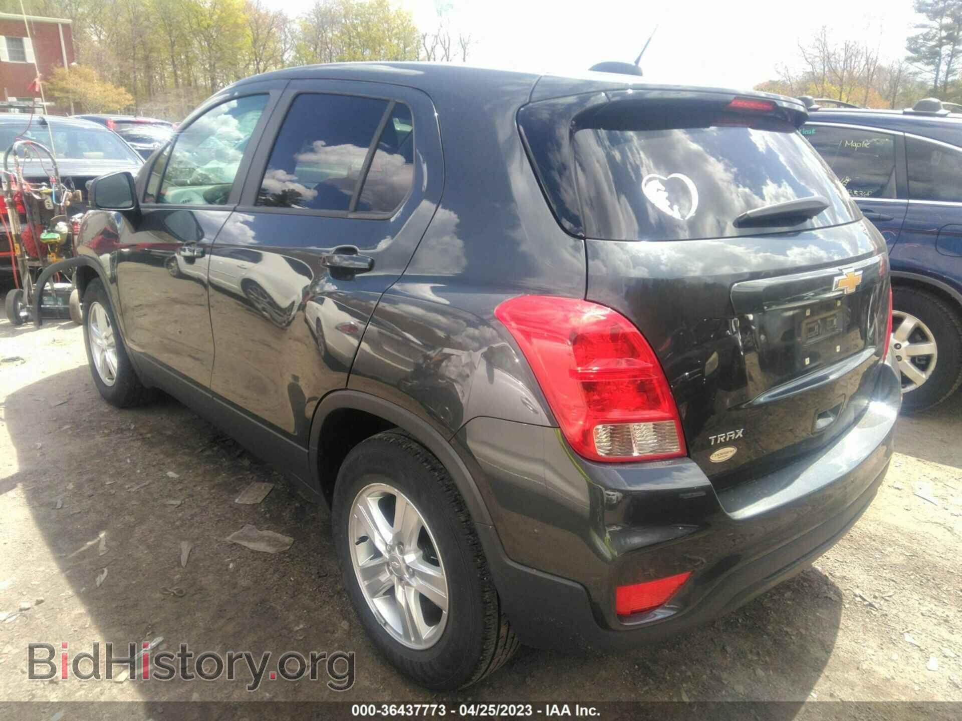 2019 CHEVROLET TRAX - VIN: 3GNCJKSB3KL310600 - Фото 3