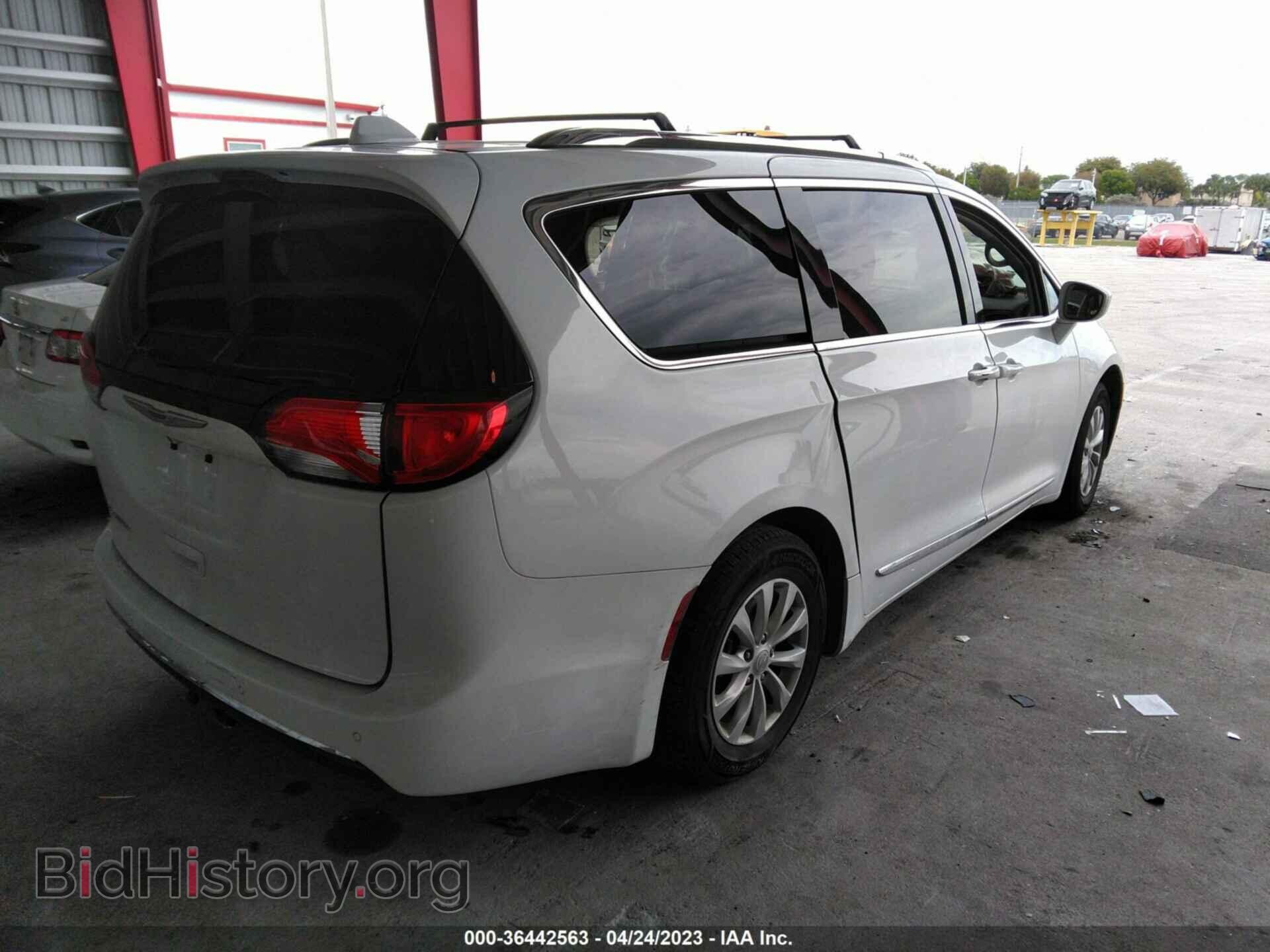 2018 CHRYSLER PACIFICA - VIN: 2C4RC1BG2JR142940 - Фото 4