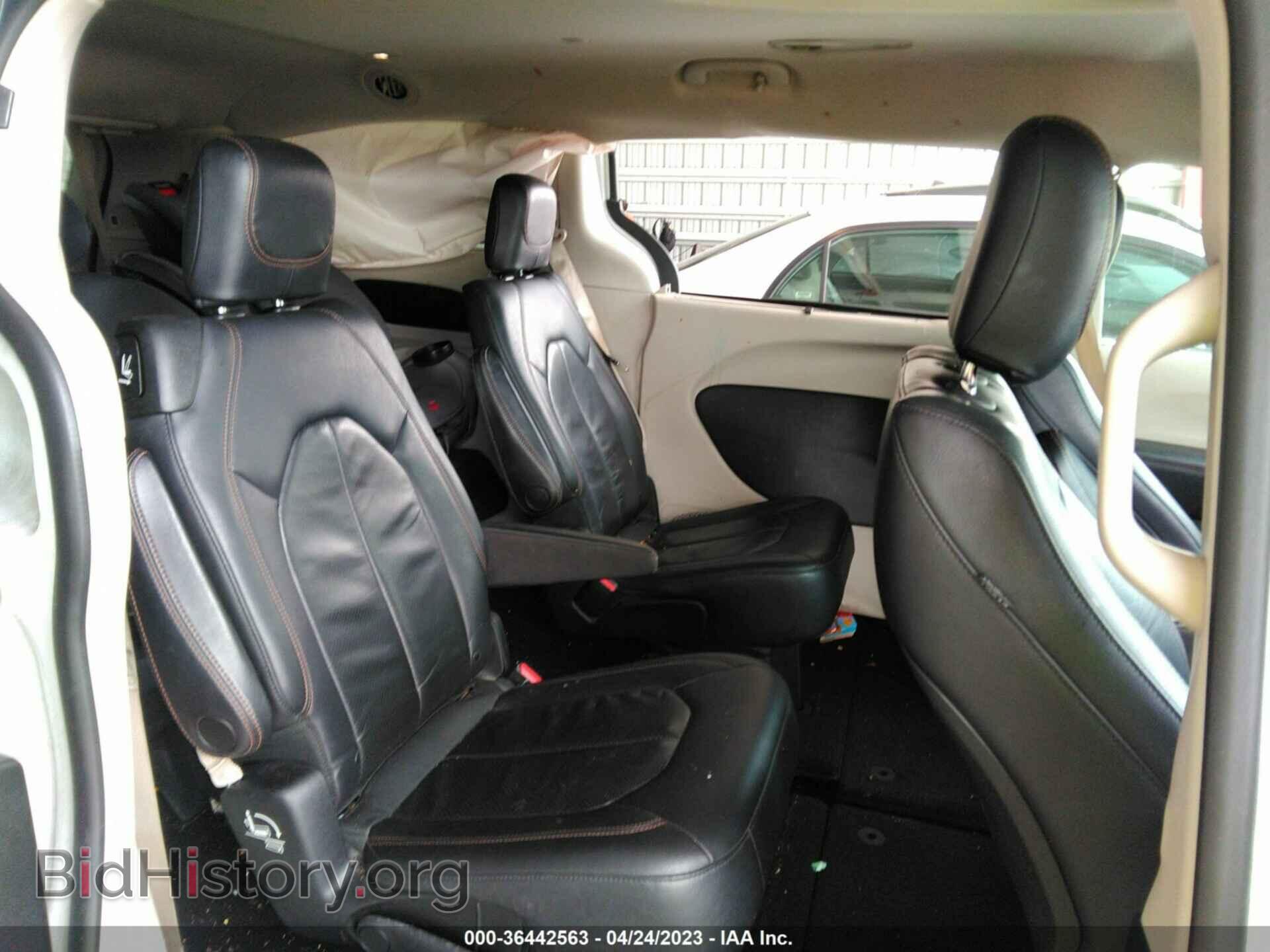 2018 CHRYSLER PACIFICA - VIN: 2C4RC1BG2JR142940 - Фото 8
