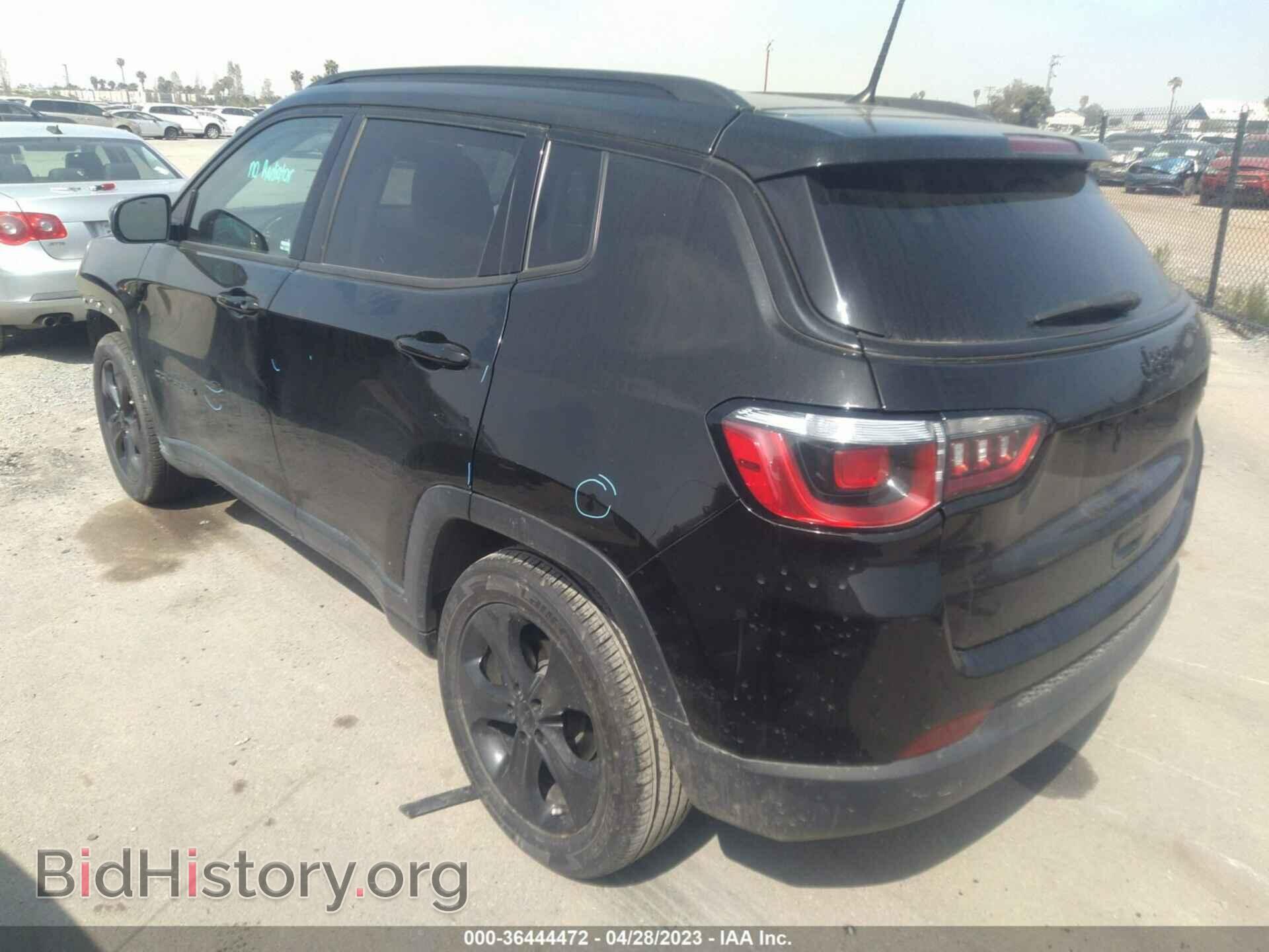 2018 JEEP COMPASS - VIN: 3C4NJCBB5JT411630 - Фото 3