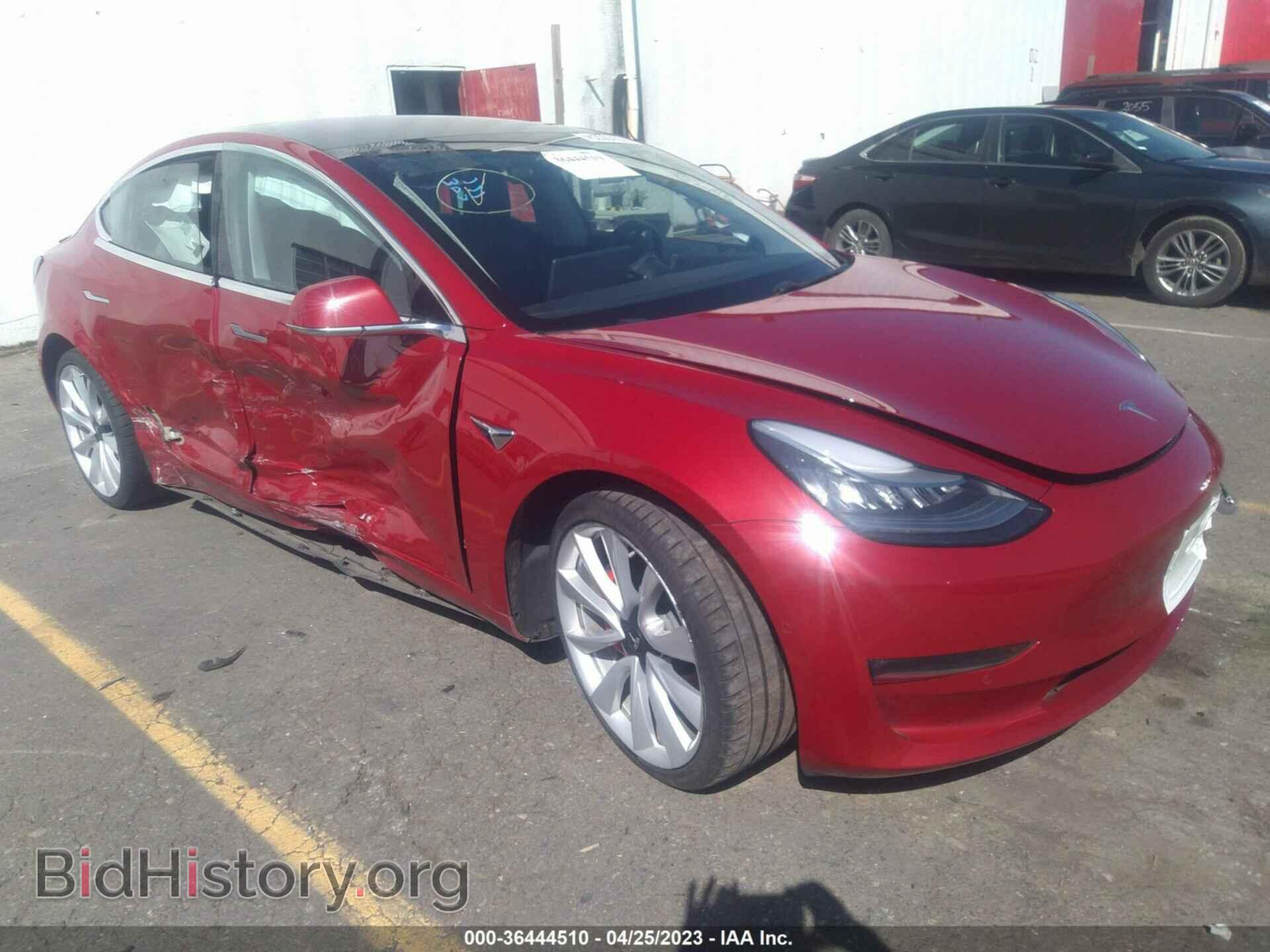 Фотография 5YJ3E1EB5JF063113 - TESLA MODEL 3 2018