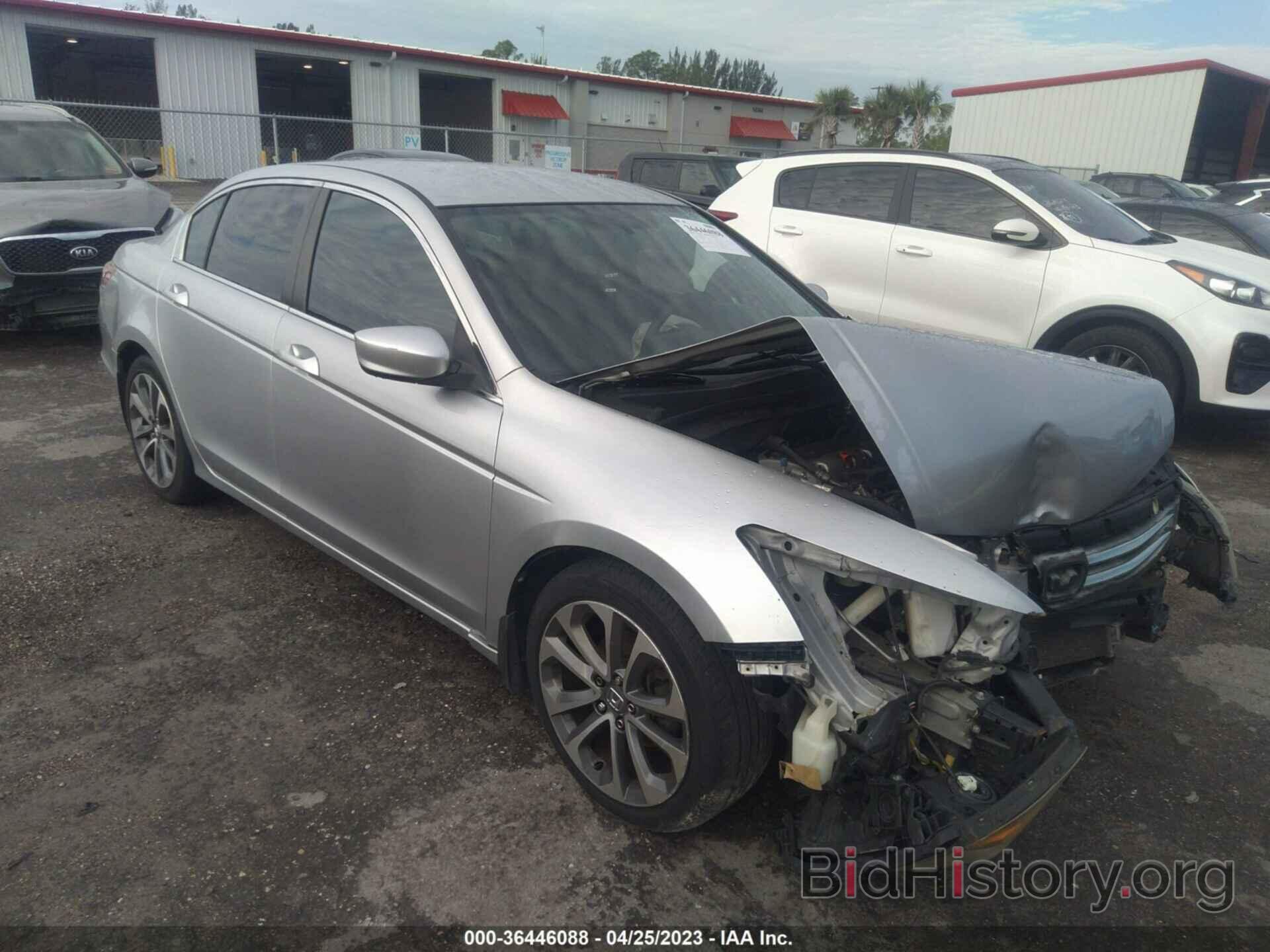 Photo 1HGCP2F39CA240234 - HONDA ACCORD SDN 2012