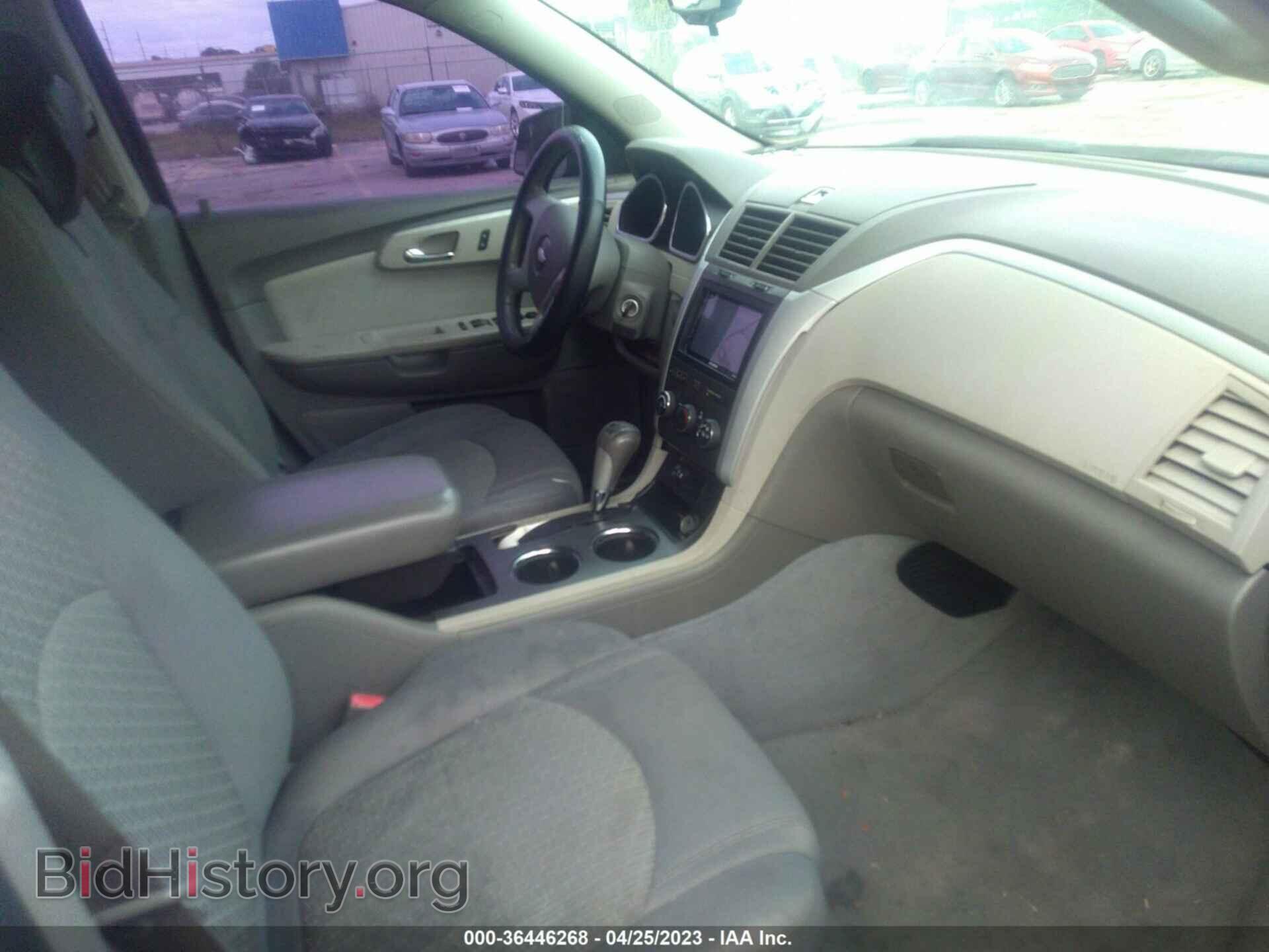 2010 CHEVROLET TRAVERSE - VIN: 1GNLRFED3AS153602 - Фото 5