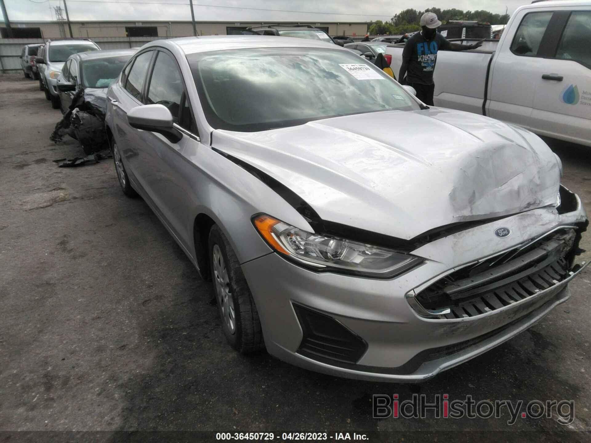 Photo 3FA6P0G79KR160962 - FORD FUSION 2019