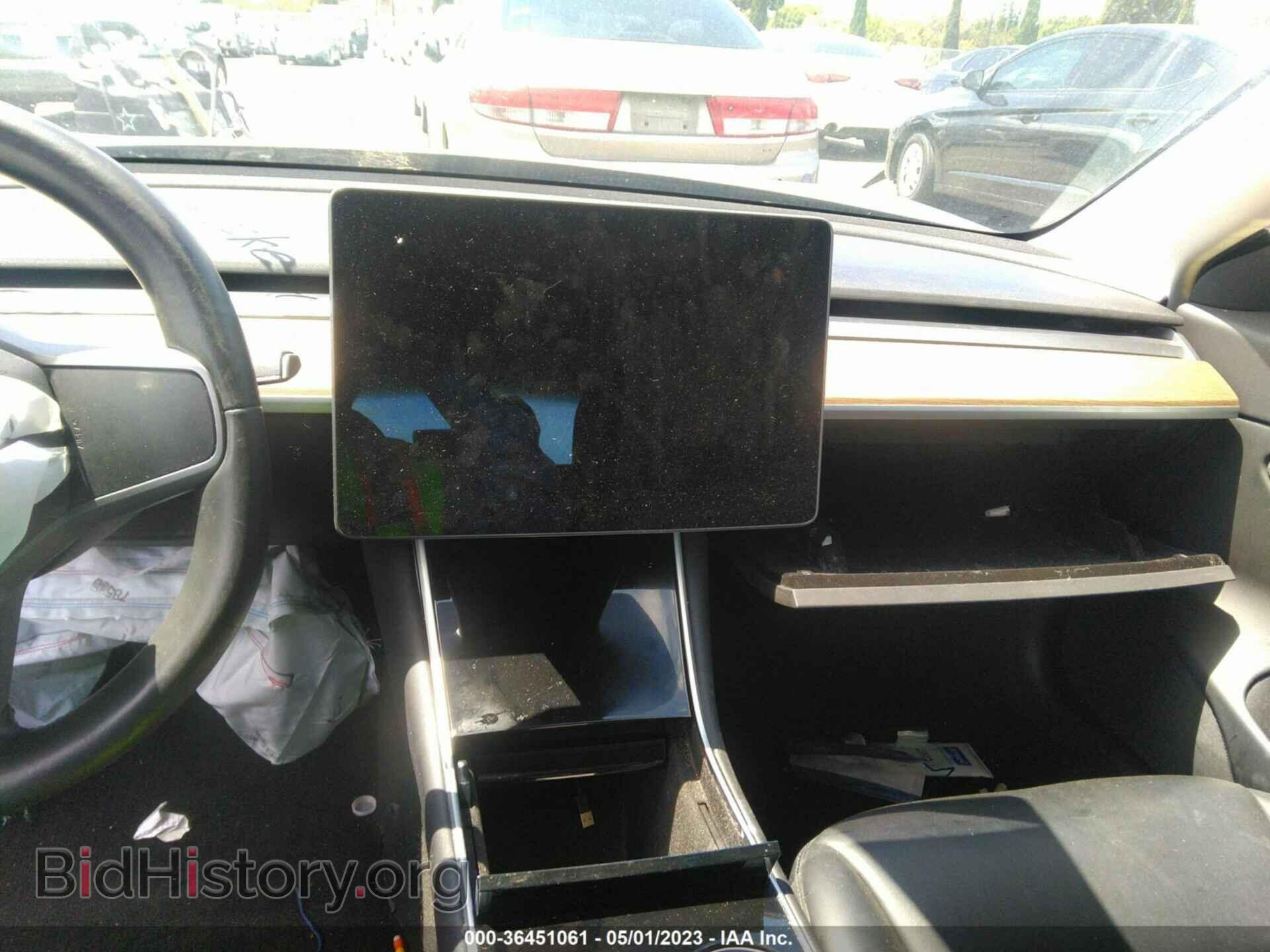 2019 TESLA MODEL 3 - VIN: 5YJ3E1EA1KF323855 - Фото 11