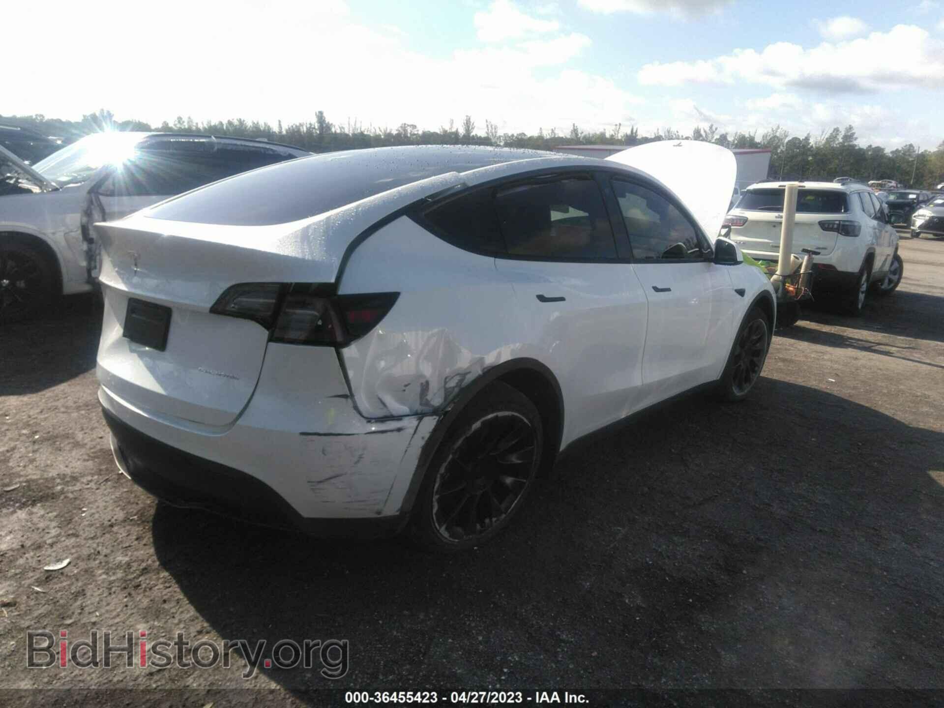 2023 TESLA MODEL Y - VIN: 7SAYGDEE9PA025596 - Фото 4