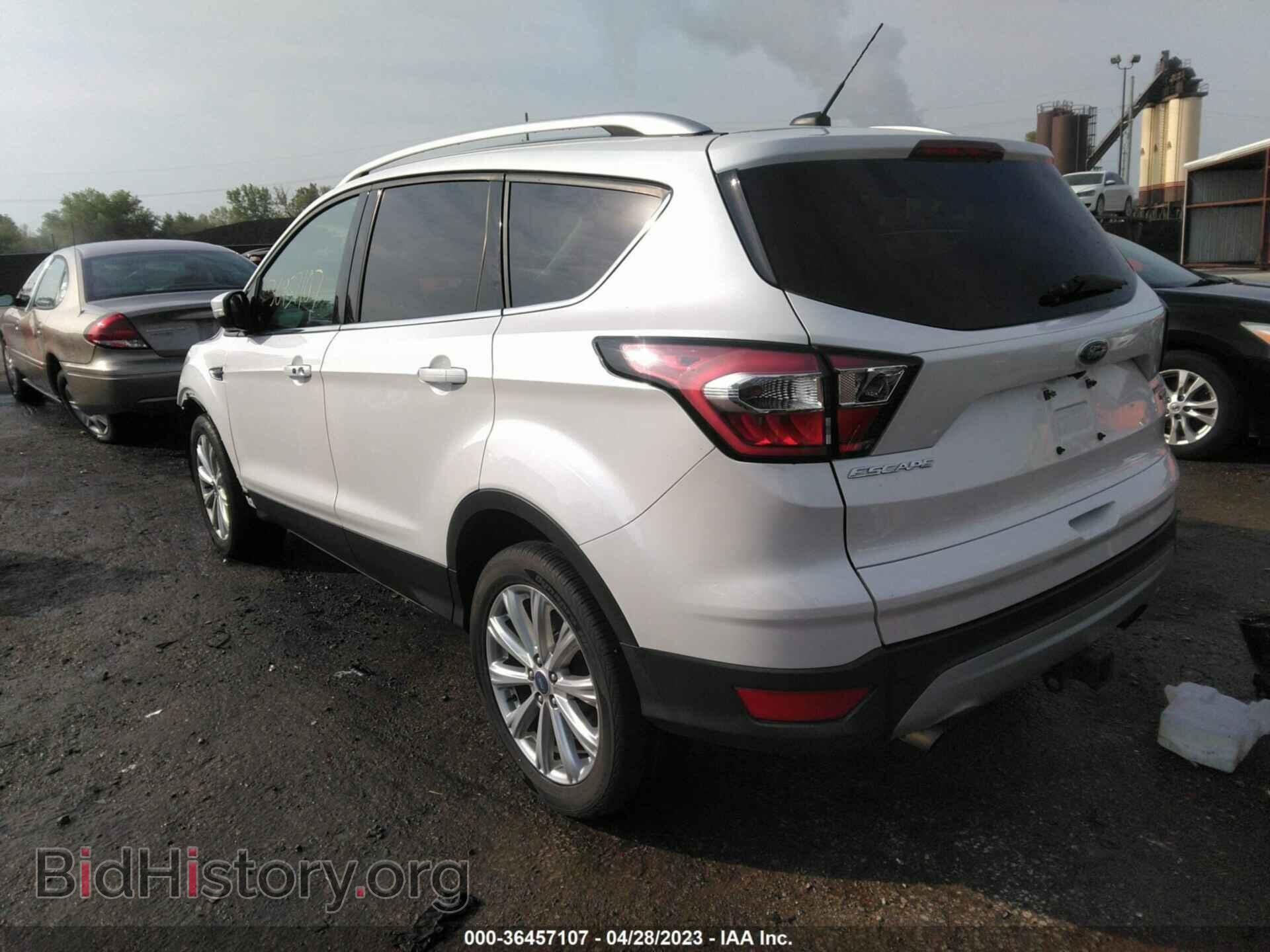 2017 FORD ESCAPE - VIN: 1FMCU9J95HUC01167 - Фото 3