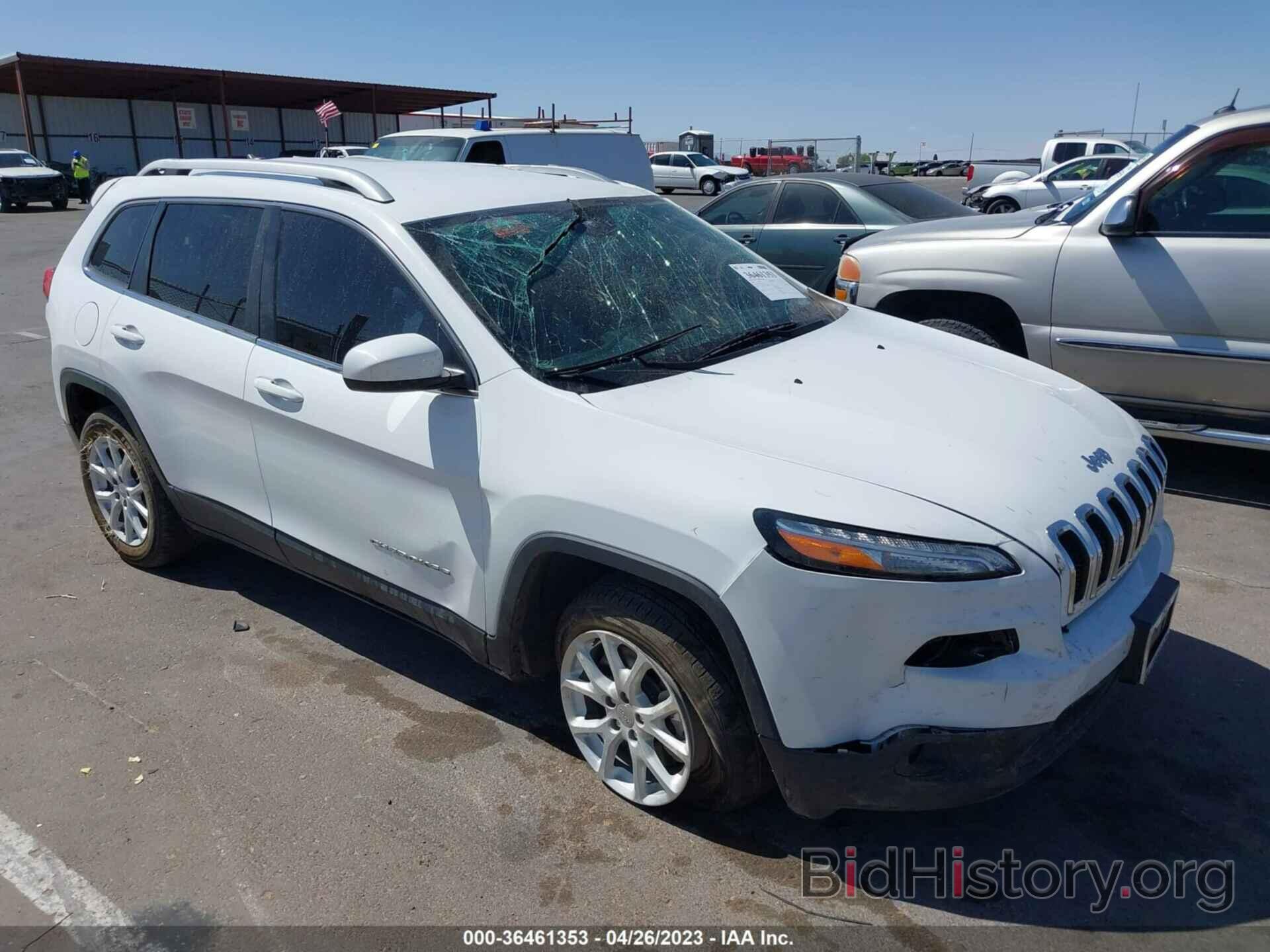 Photo 1C4PJLCB3JD615243 - JEEP CHEROKEE 2018