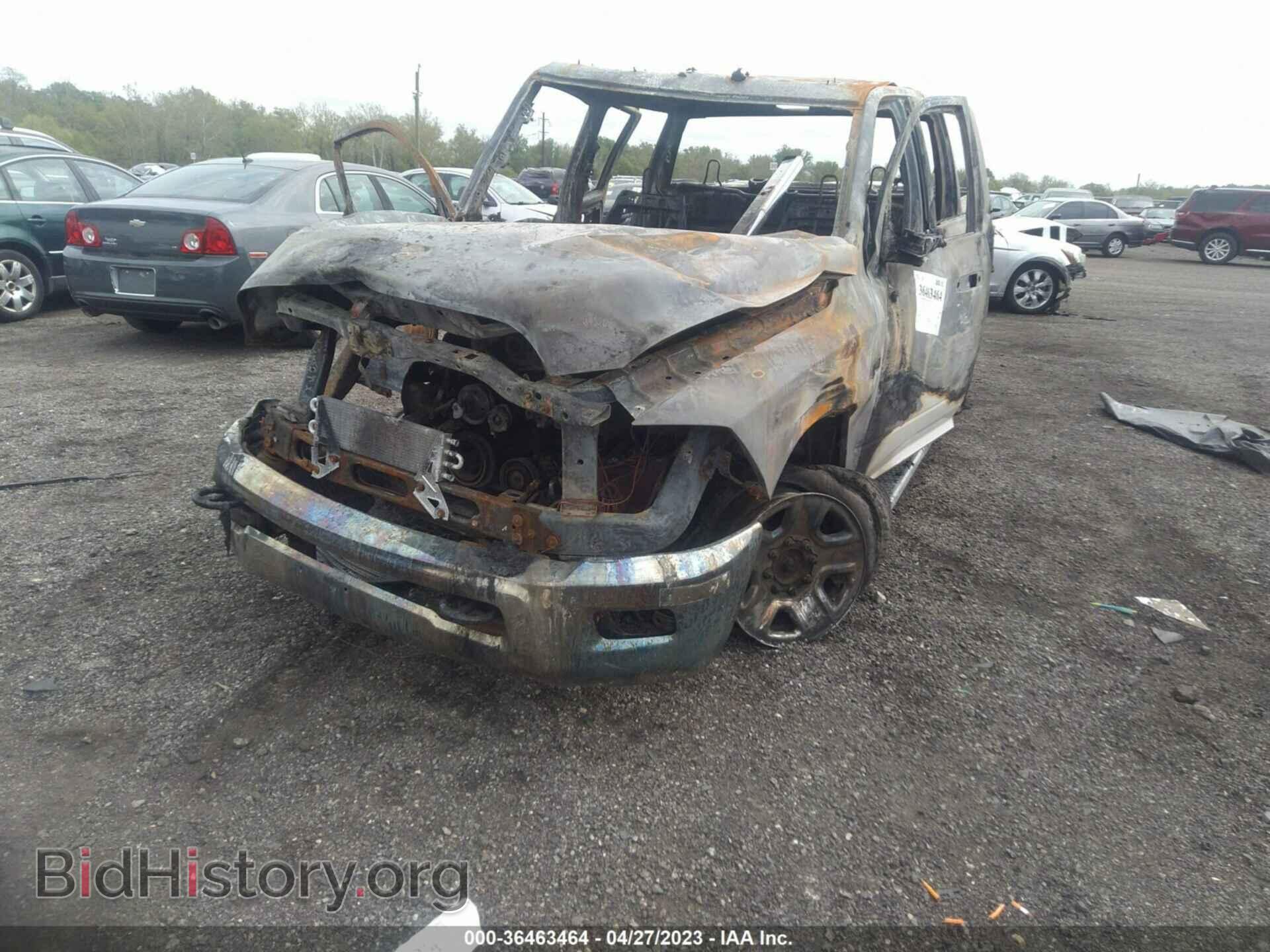 2016 RAM 2500 - VIN: 3C6TR5CT9GG284411 - Фото 2