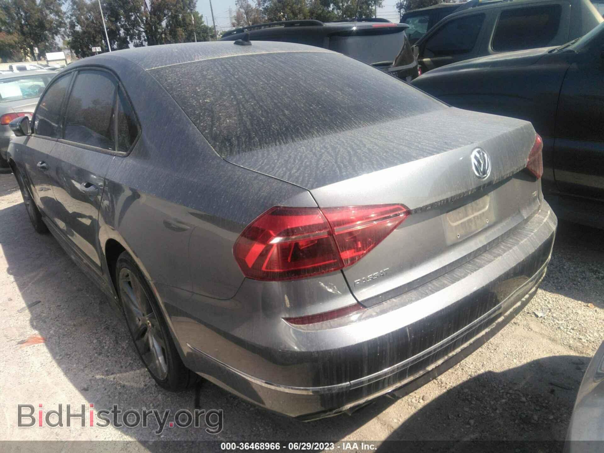 2018 VOLKSWAGEN PASSAT - VIN: 1VWAA7A36JC008880 - Фото 3