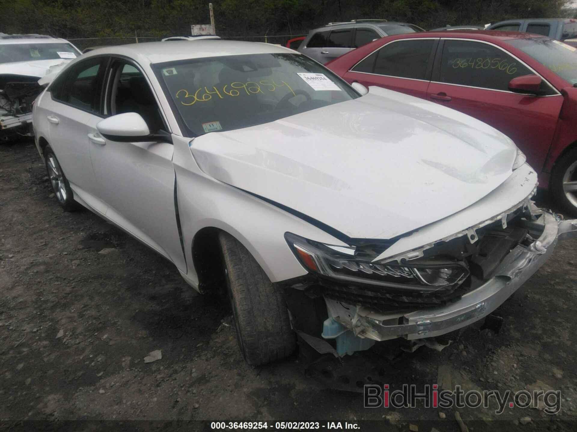 Photo 1HGCV1F14JA224907 - HONDA ACCORD SEDAN 2018