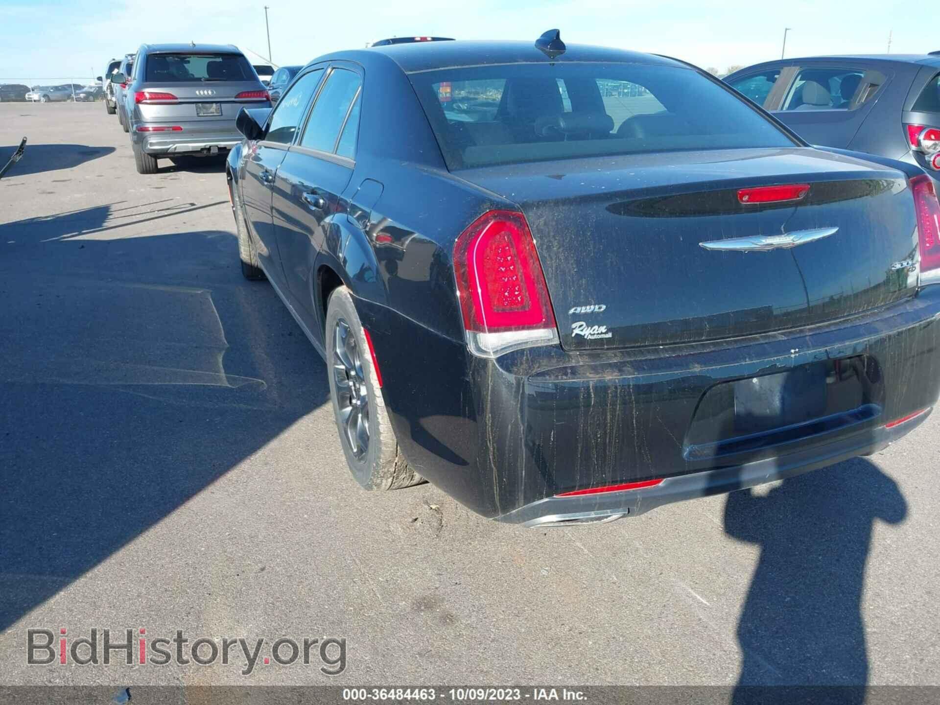 2017 CHRYSLER 300 - VIN: 2C3CCAGG2HH591831 - Фото 3