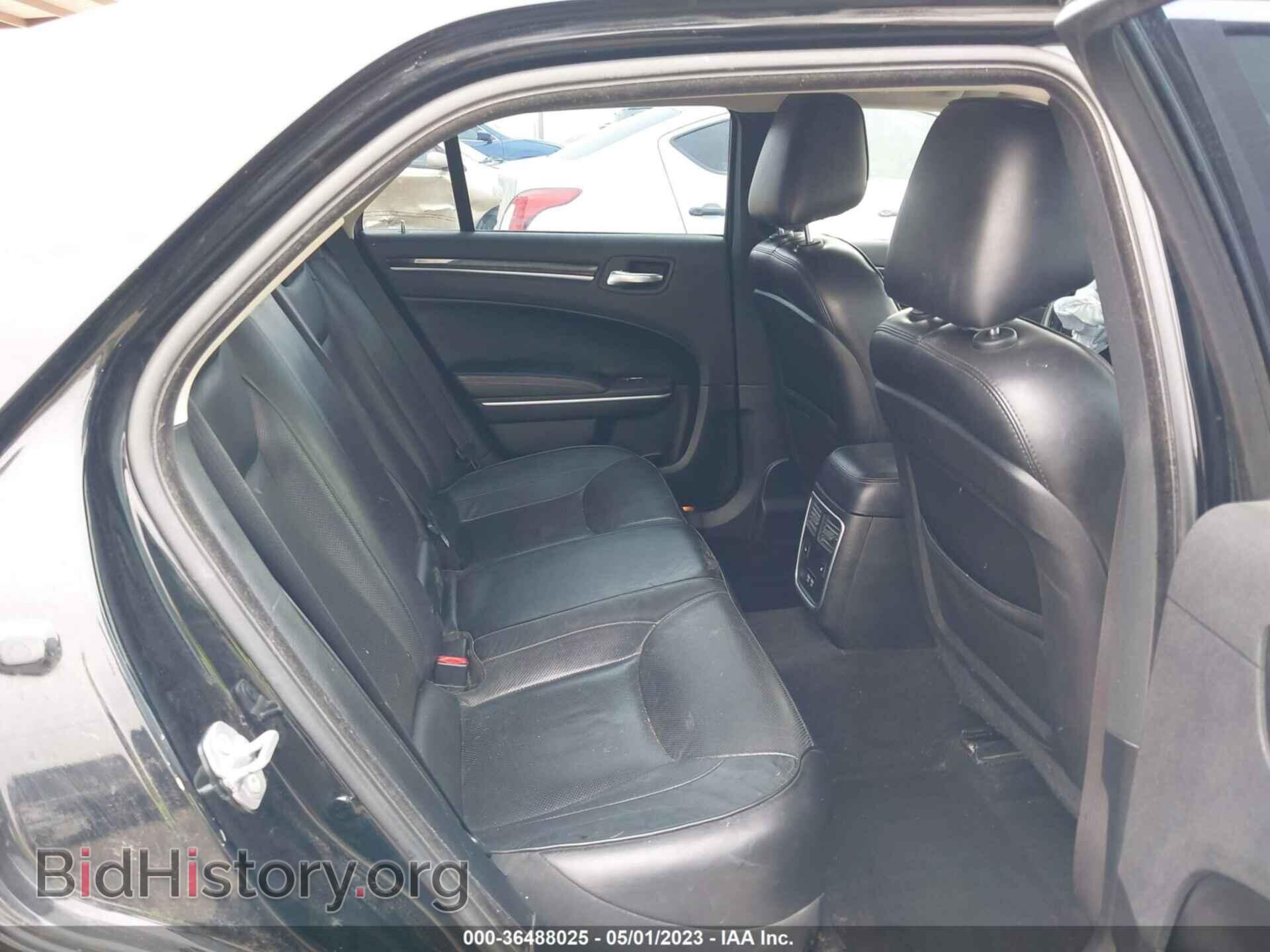 2019 CHRYSLER 300 - VIN: 2C3CCAEG7KH564621 - Фото 8