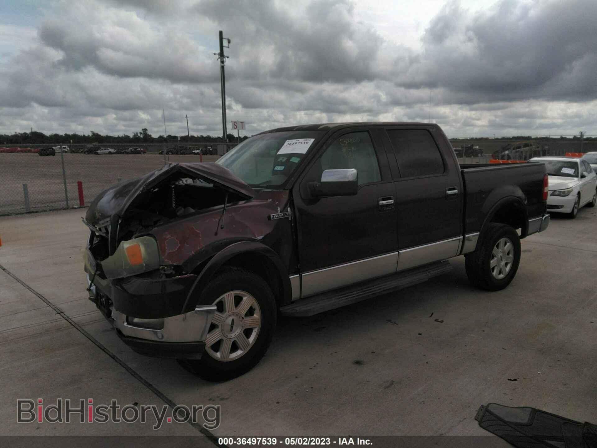 2006 LINCOLN MARK LT - VIN: 5LTPW18516FJ02557 - Фото 2