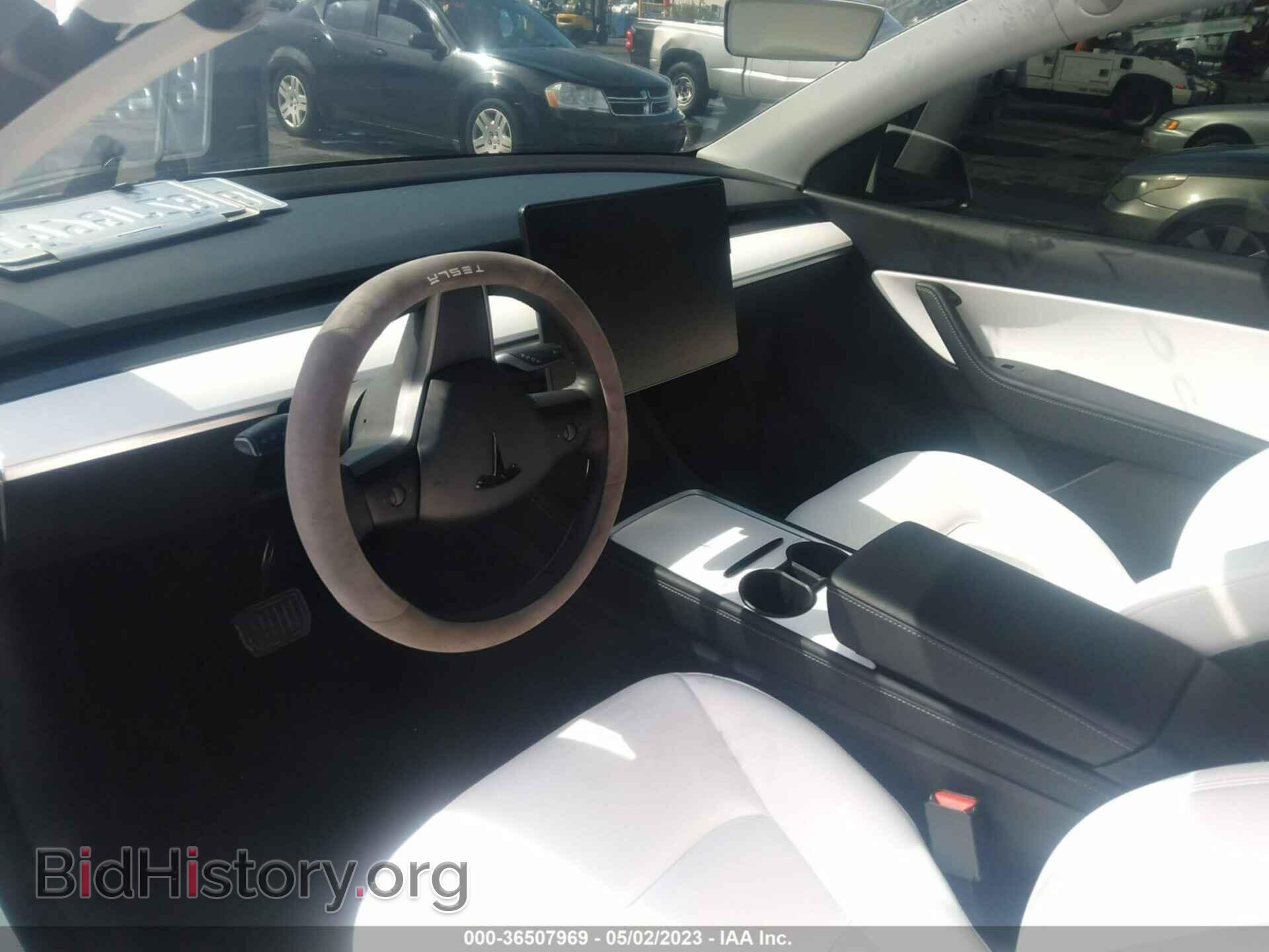 2022 TESLA MODEL Y - VIN: 7SAYGAEE7NF346521 - Photo 5