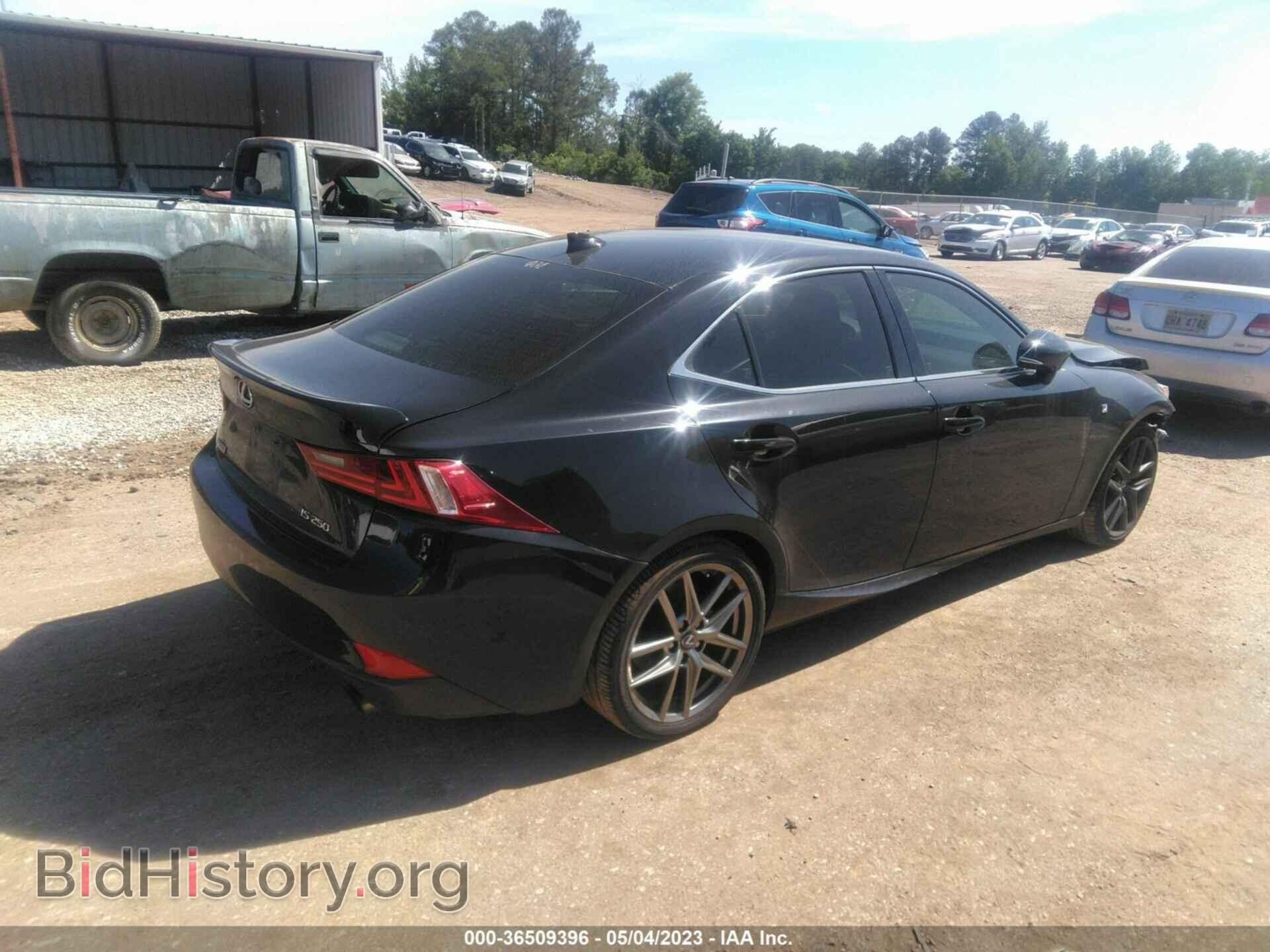 2015 LEXUS IS 250 - VIN: JTHBF1D28F5077184 - Photo 4