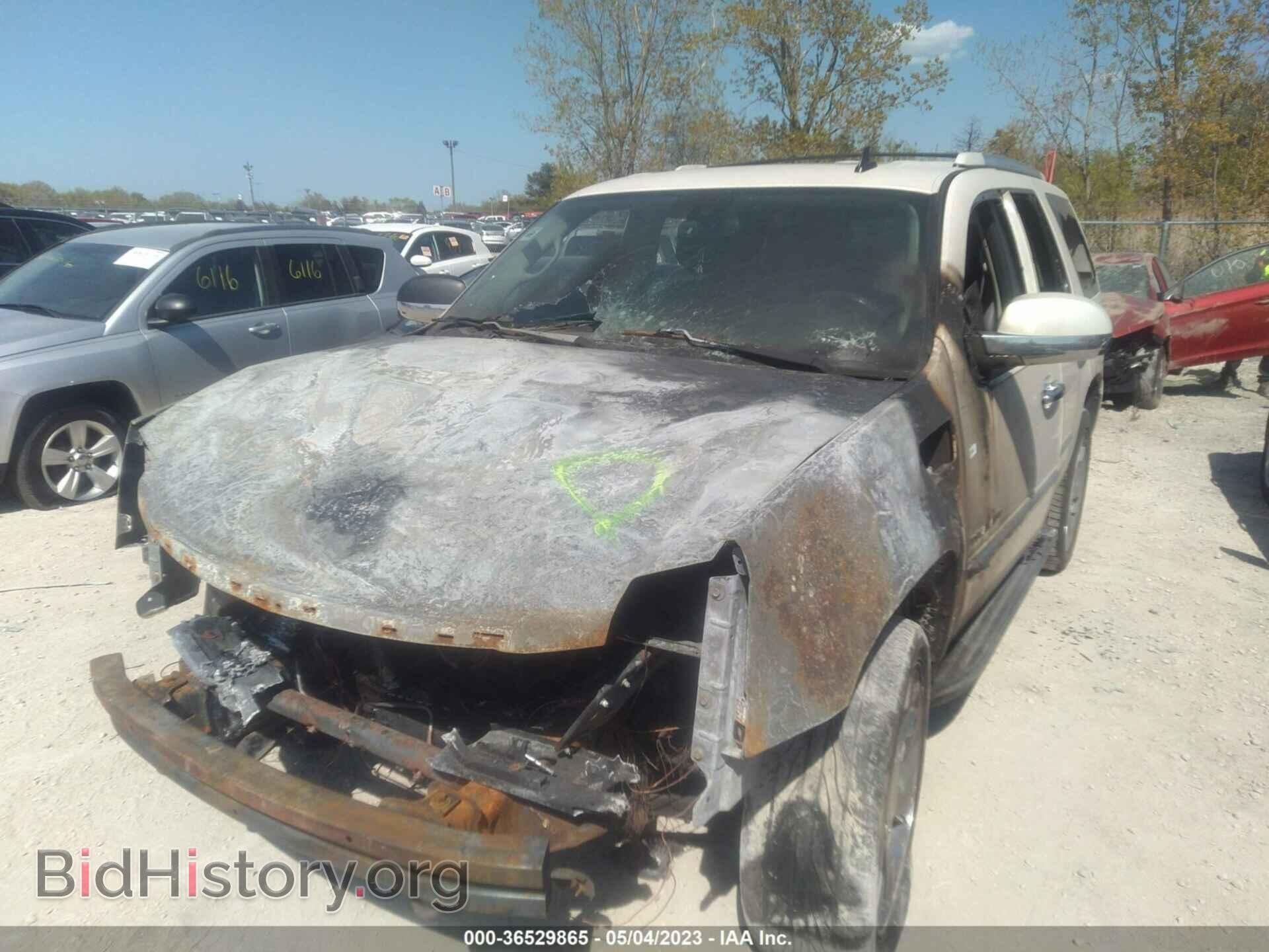 2011 CADILLAC ESCALADE - VIN: 1GYS4BEF2BR162095 - Фото 6