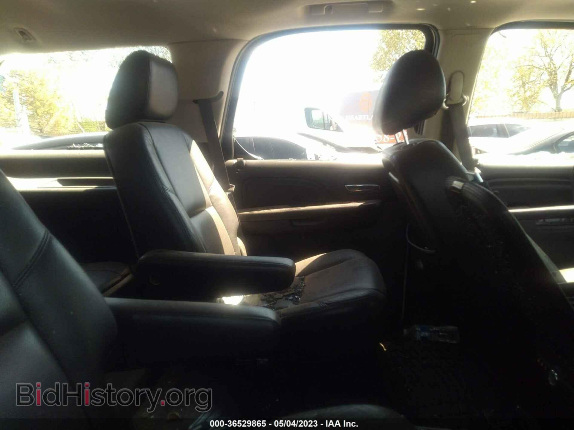 2011 CADILLAC ESCALADE - VIN: 1GYS4BEF2BR162095 - Фото 8