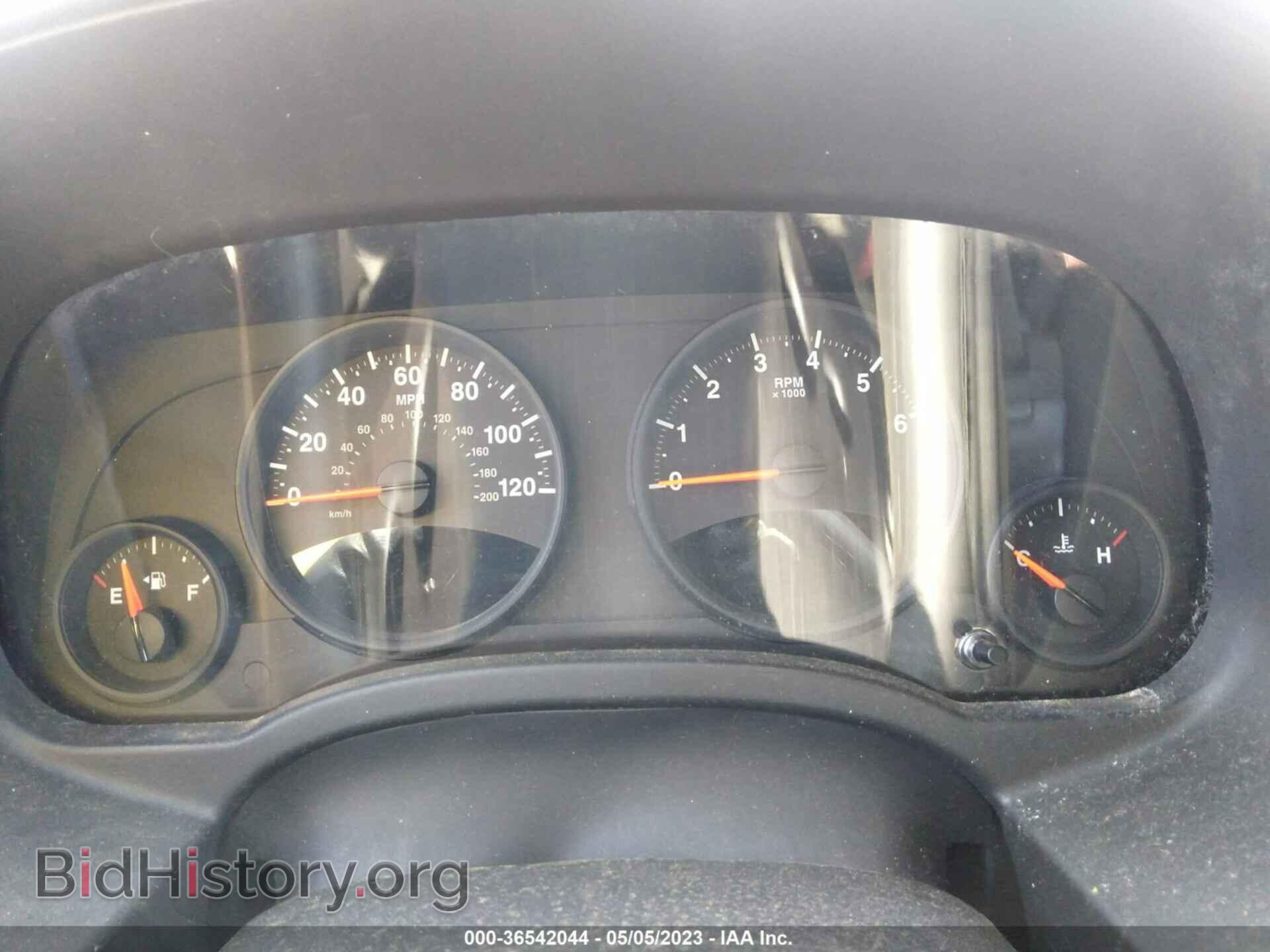 2012 JEEP COMPASS - VIN: 1C4NJDEB0CD676319 - Photo 7