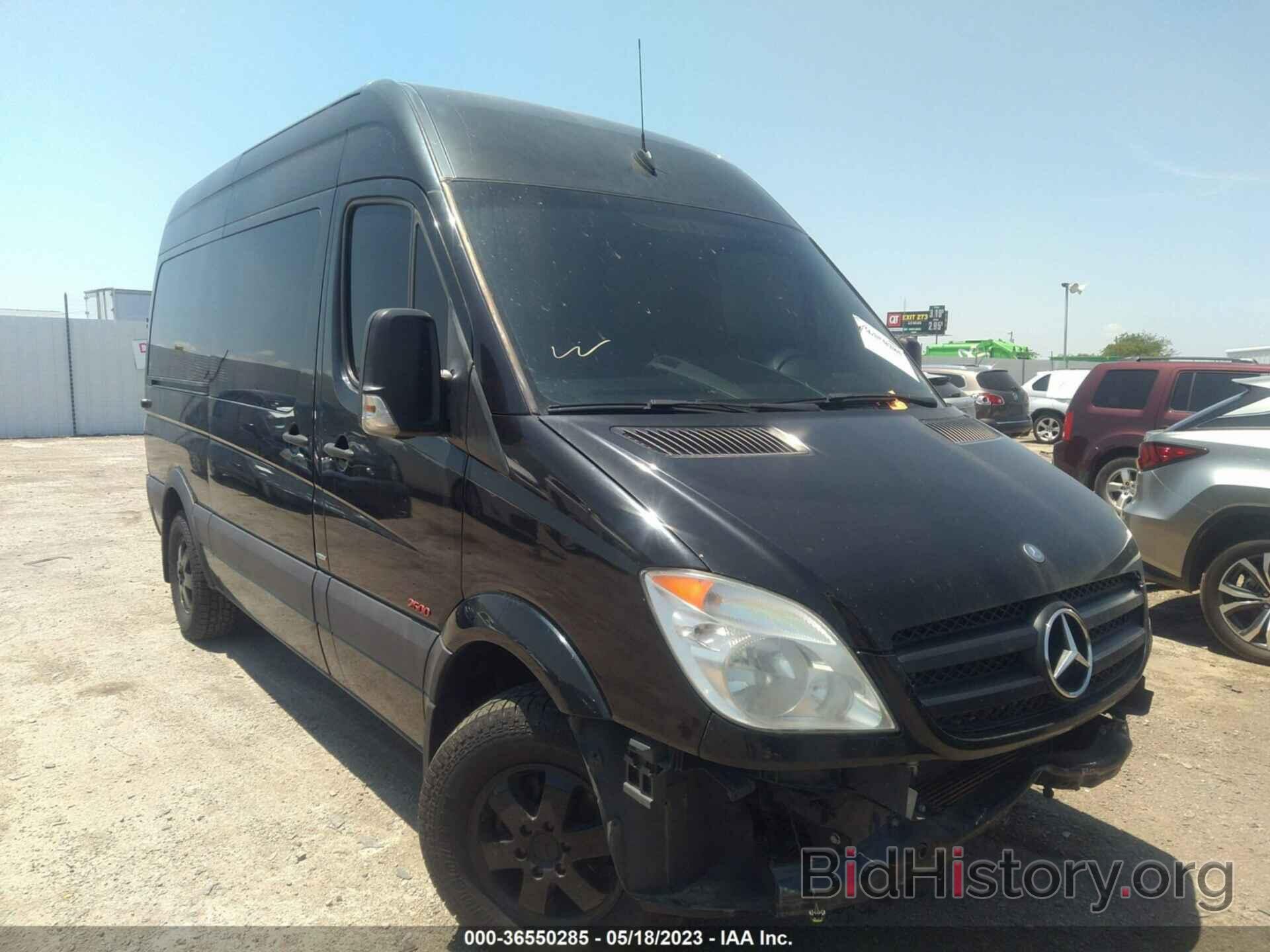 Photo WDZPE7CC8A5461126 - MERCEDES-BENZ SPRINTER PASSENGER VANS 2010