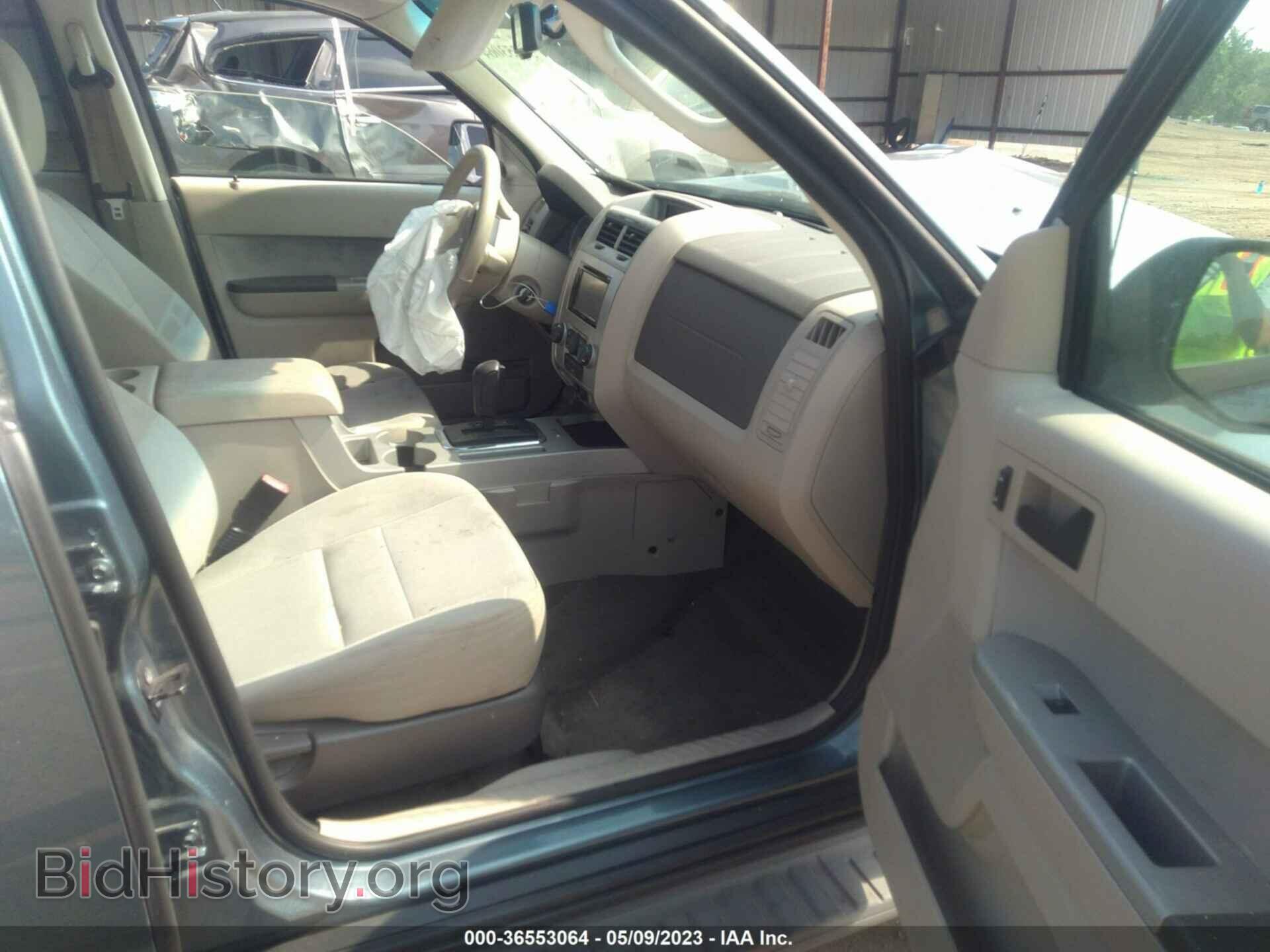 2011 FORD ESCAPE - VIN: 1FMCU0DG1BKA60624 - Photo 5