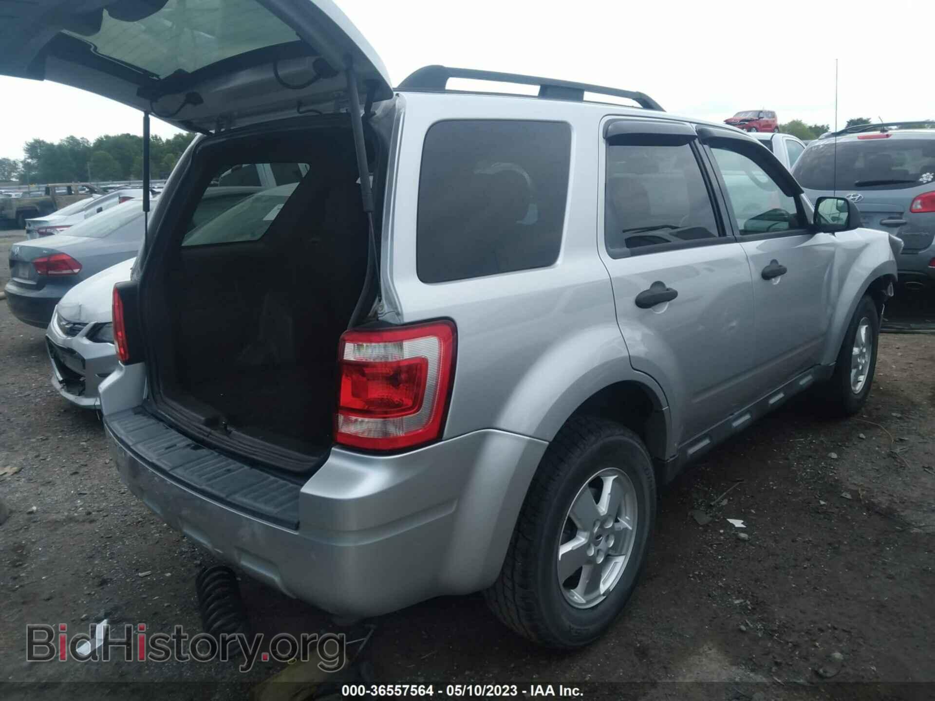 2011 FORD ESCAPE - VIN: 1FMCU0D70BKB89633 - Фото 4