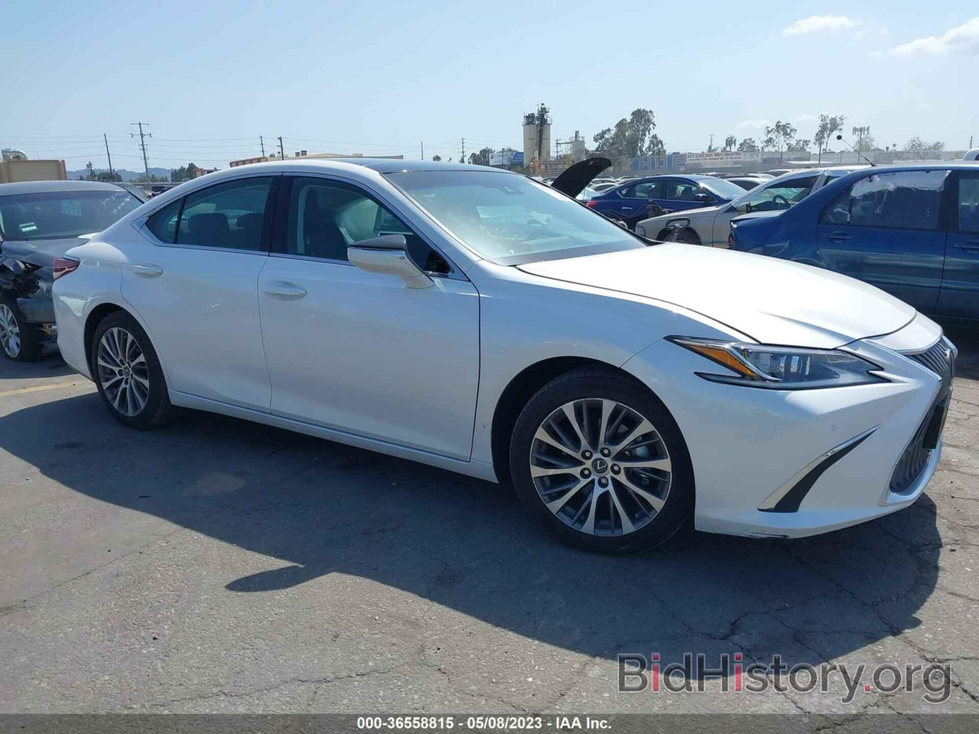 Photo 58ADZ1B13MU086670 - LEXUS ES 2021