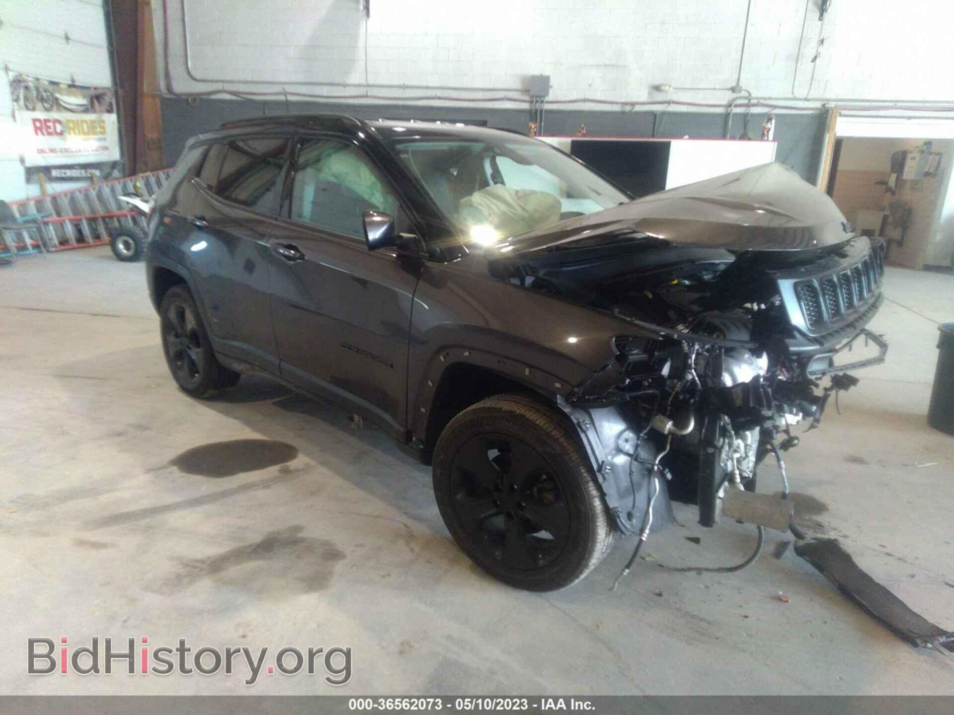 Фотография 3C4NJDBB2KT768075 - JEEP COMPASS 2019