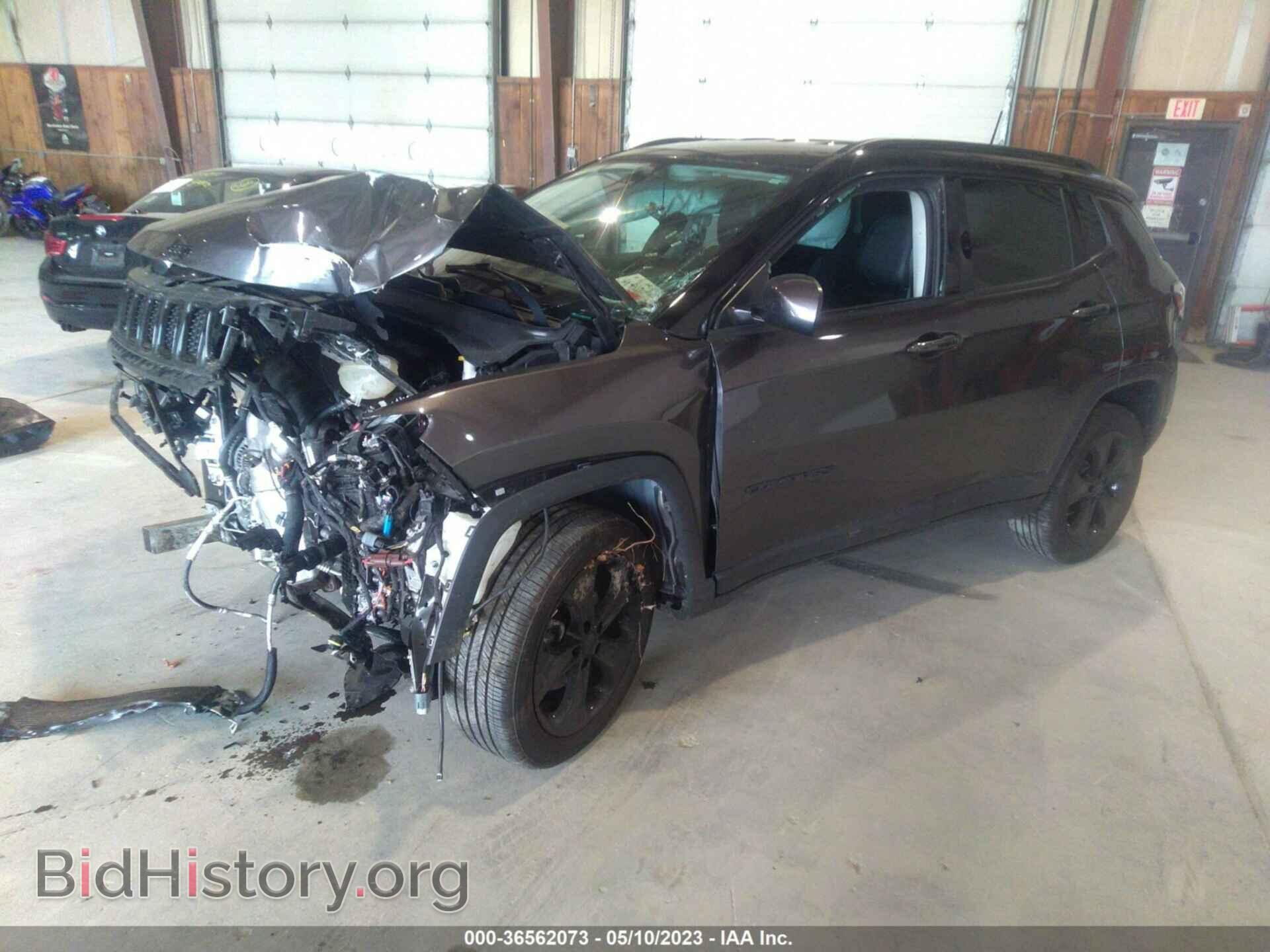 2019 JEEP COMPASS - VIN: 3C4NJDBB2KT768075 - Фото 2