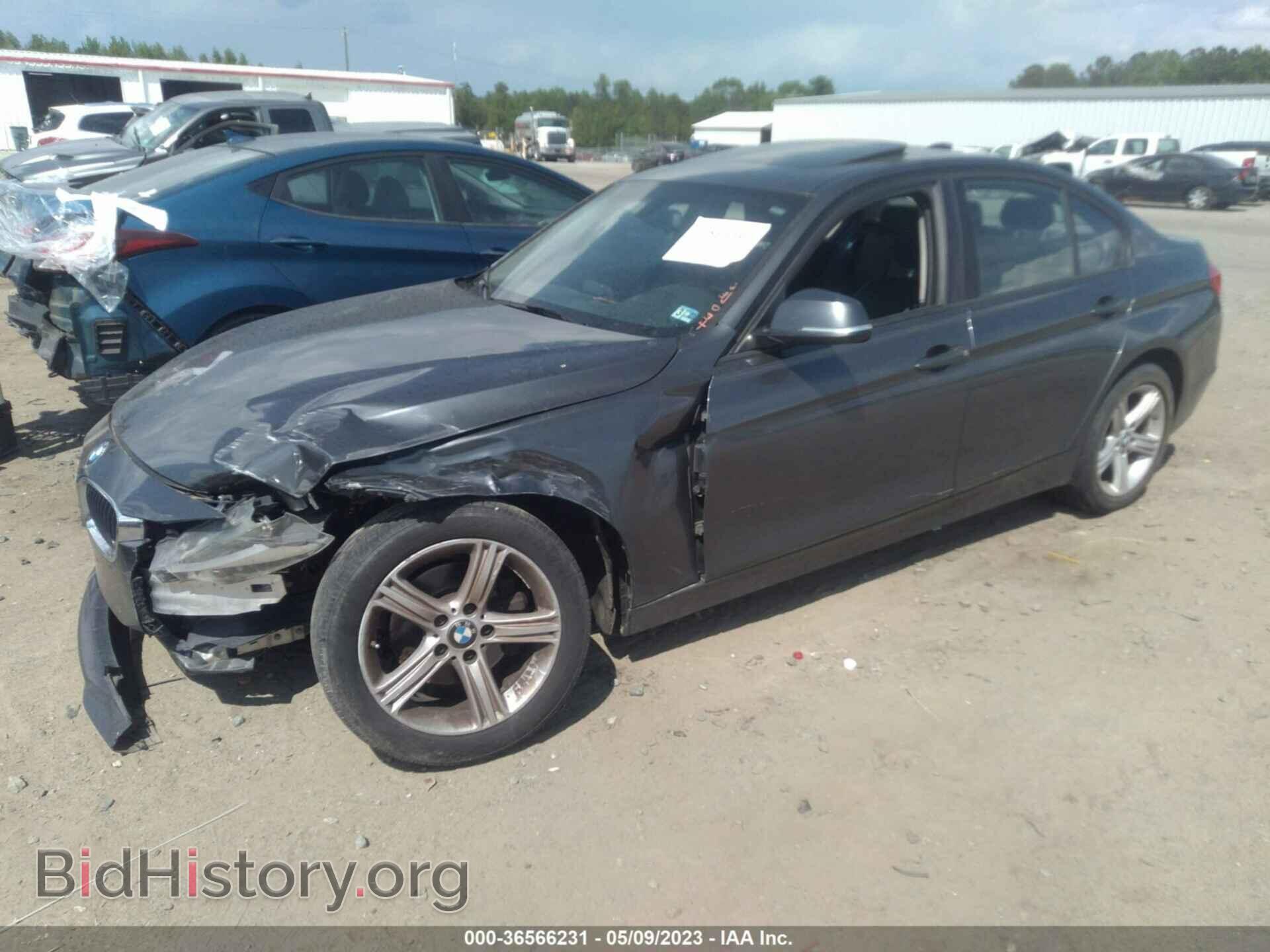 2013 BMW 3 SERIES - VIN: WBA3A5C52DF355864 - Фото 2