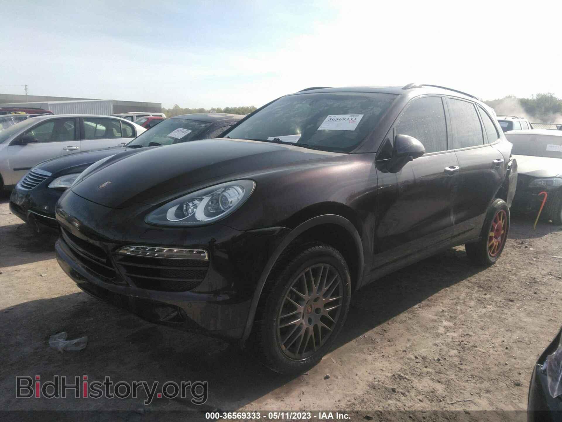 2011 PORSCHE CAYENNE - VIN: WP1AB2A2XBLA48700 - Фото 2