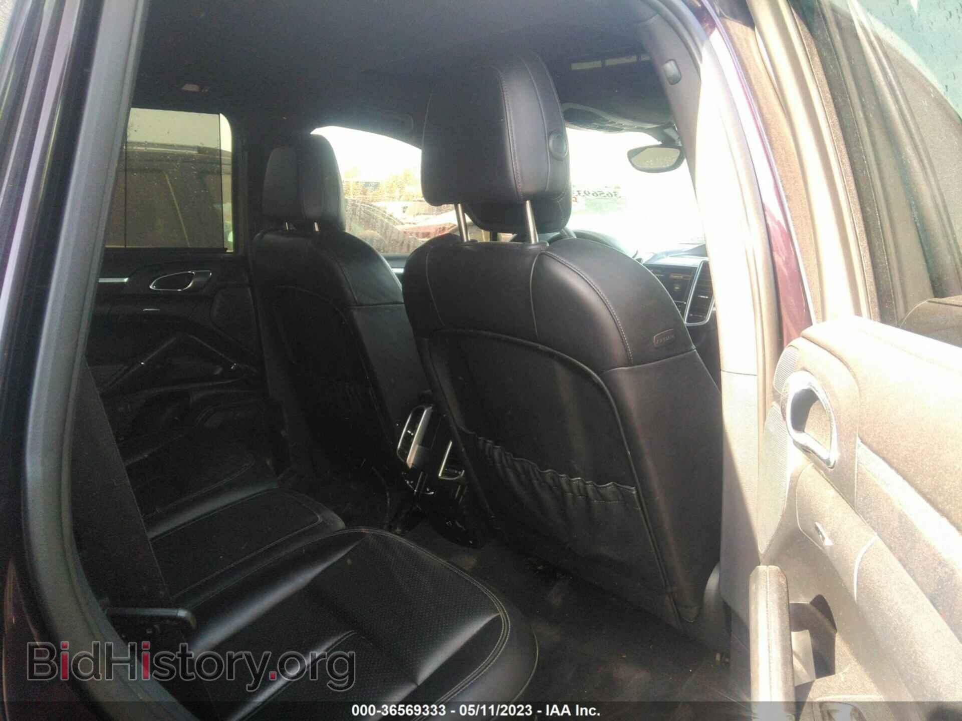 2011 PORSCHE CAYENNE - VIN: WP1AB2A2XBLA48700 - Фото 8