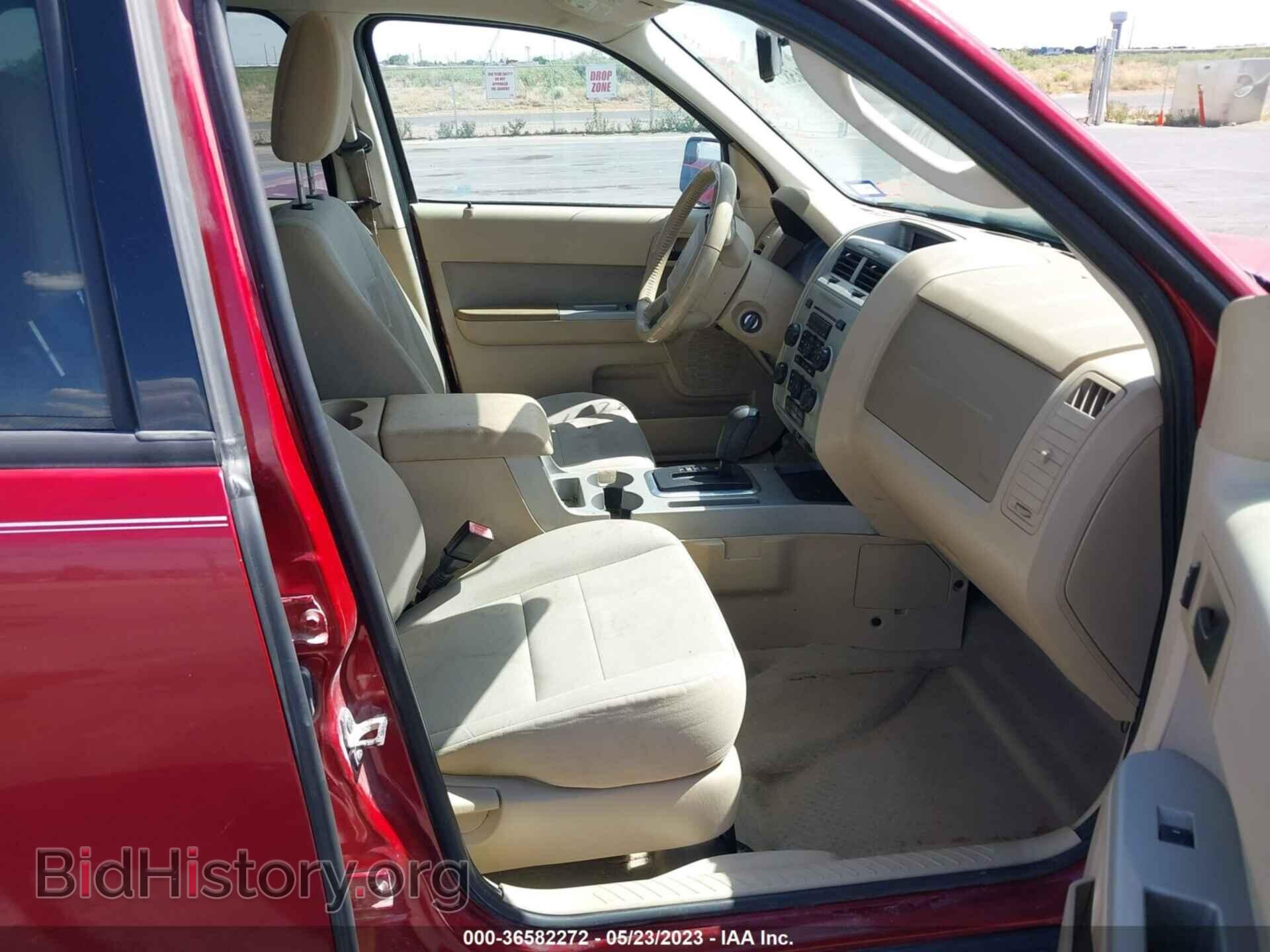 2011 FORD ESCAPE - VIN: 1FMCU0DG1BKA68268 - Photo 5