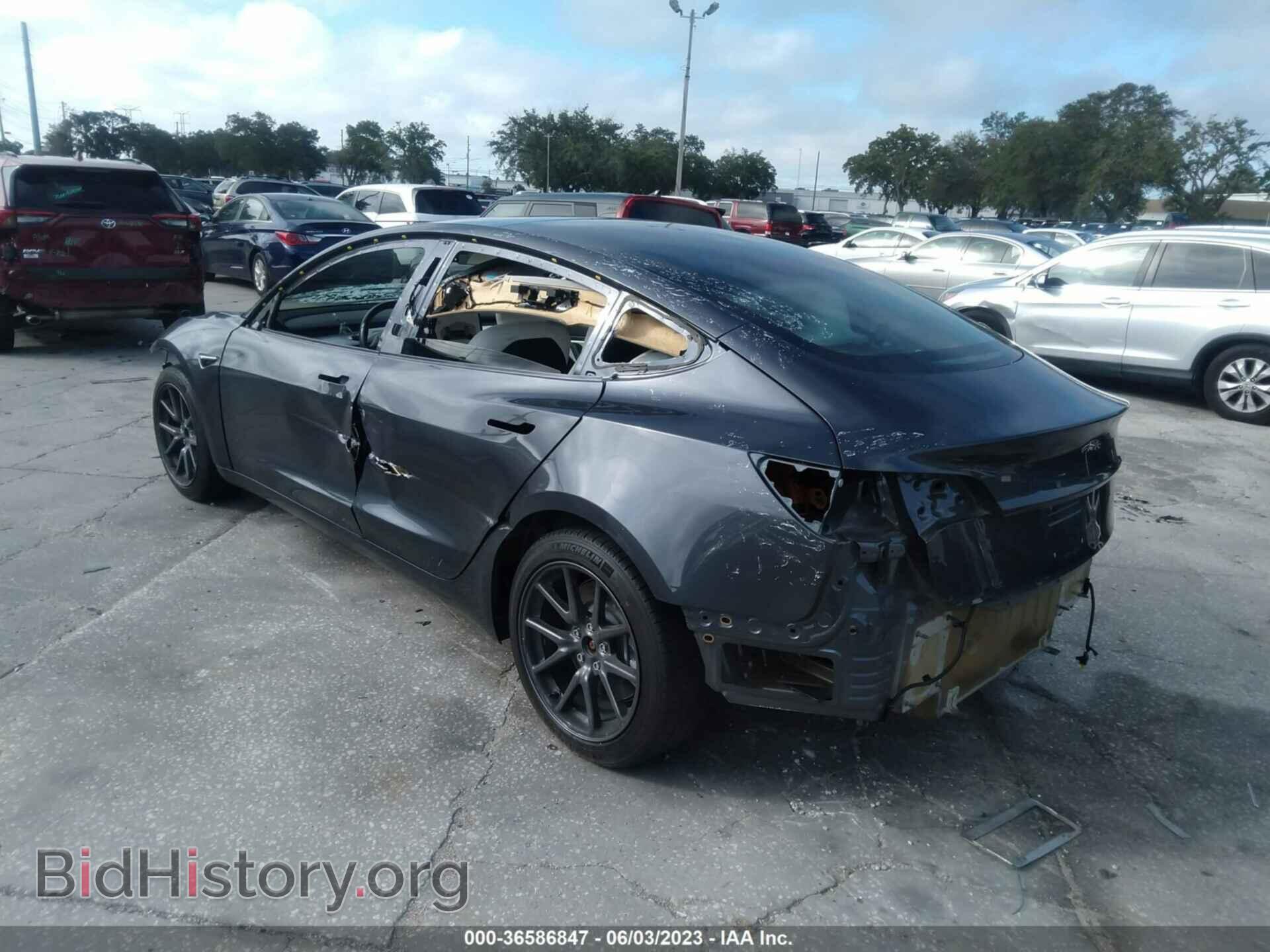 2018 TESLA MODEL 3 - VIN: 5YJ3E1EA4JF166689 - Фото 3
