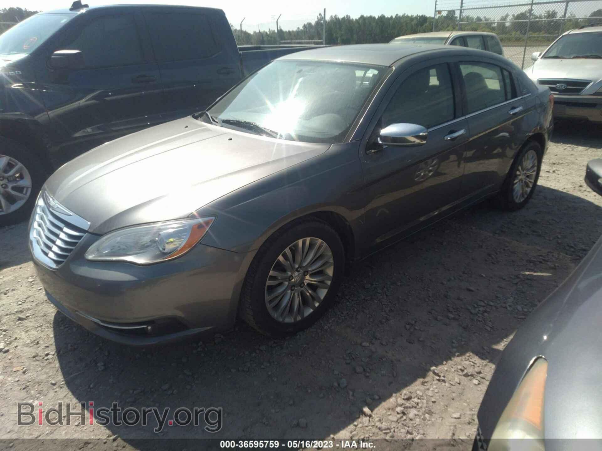 2012 CHRYSLER 200 - VIN: 1C3CCBCGXCN140092 - Фото 2