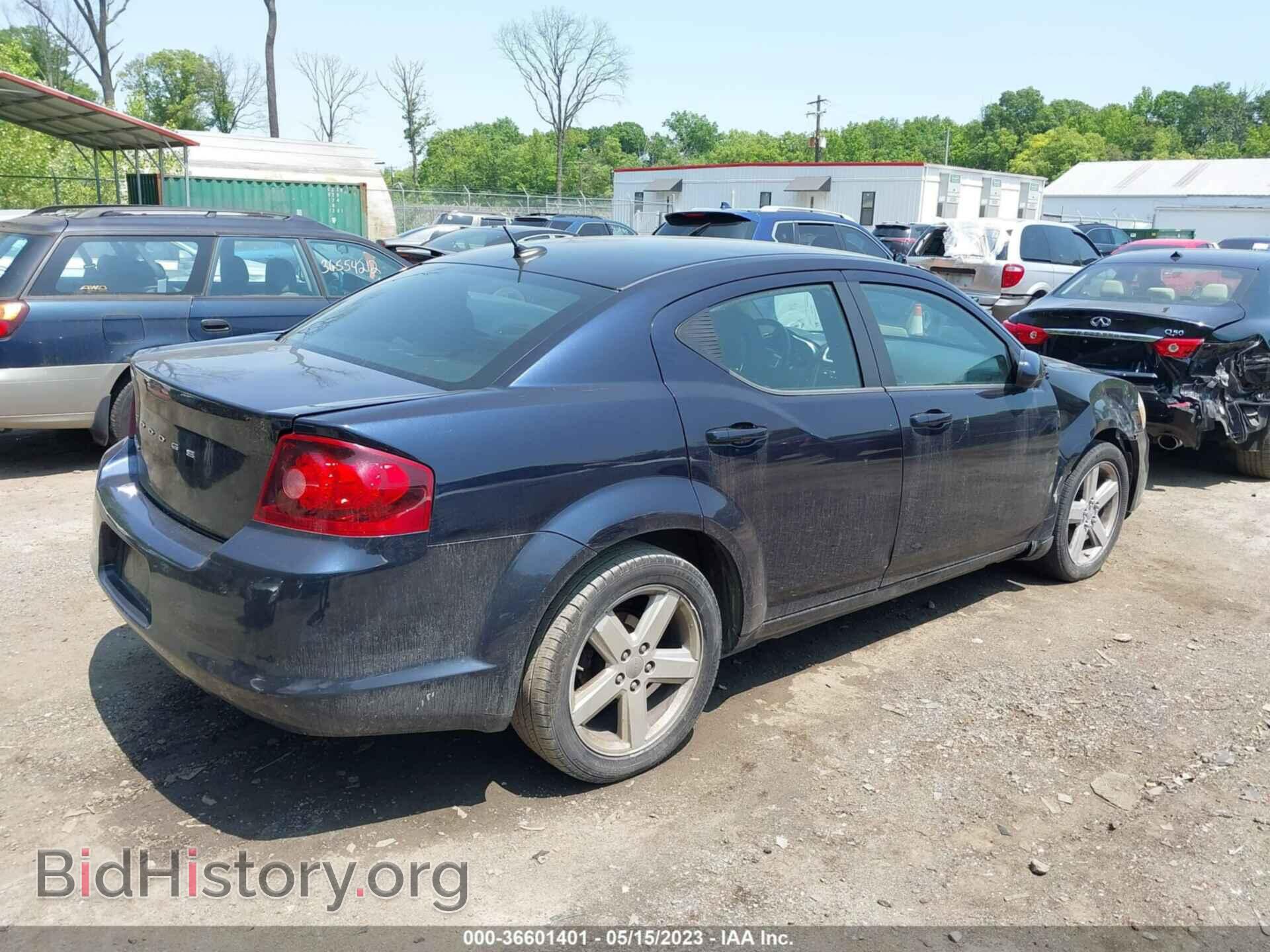 2011 DODGE AVENGER - VIN: 1B3BD1FB3BN561067 - Photo 4