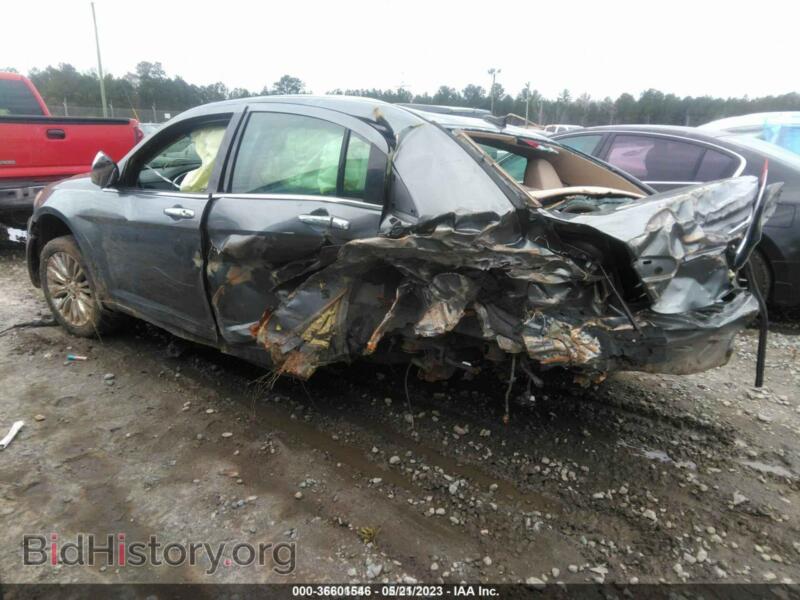 2011 Chrysler 200 (VIN 1C3BC2FB0BN598153) — photo 3 of 11