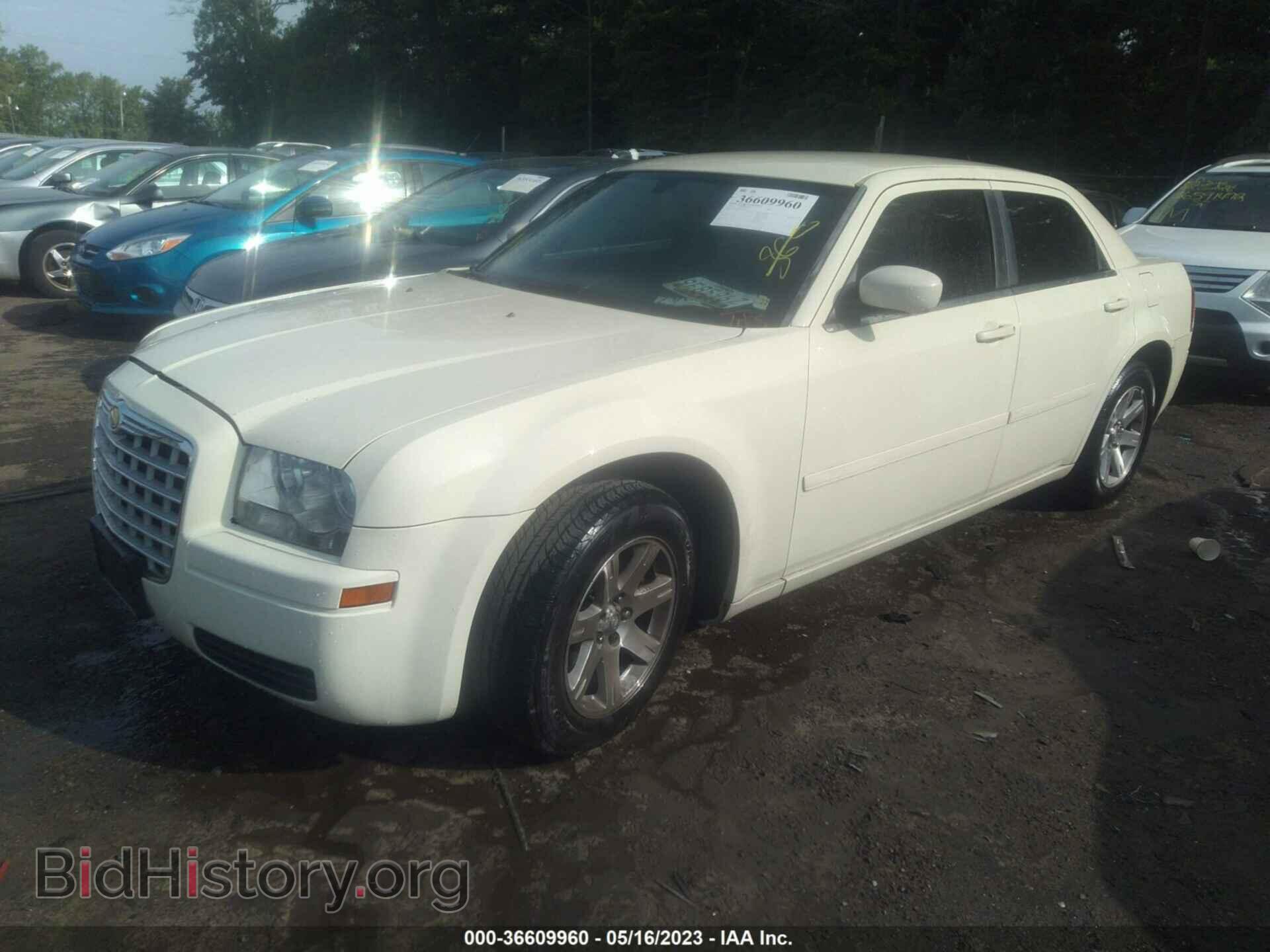 2006 CHRYSLER 300 - VIN: 2C3LA43R36H513795 - Фото 2