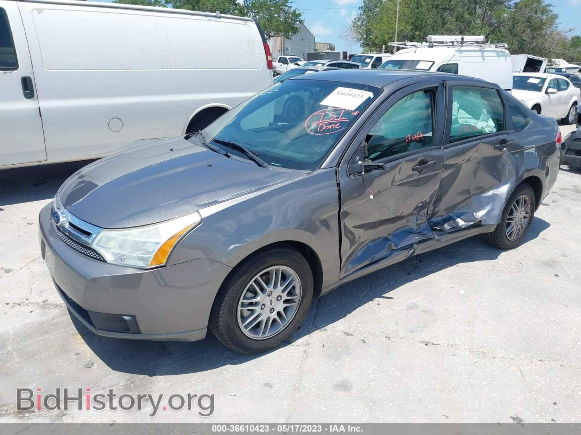 2011 FORD FOCUS - VIN: 1FAHP3FN7BW109614 - Фото 2