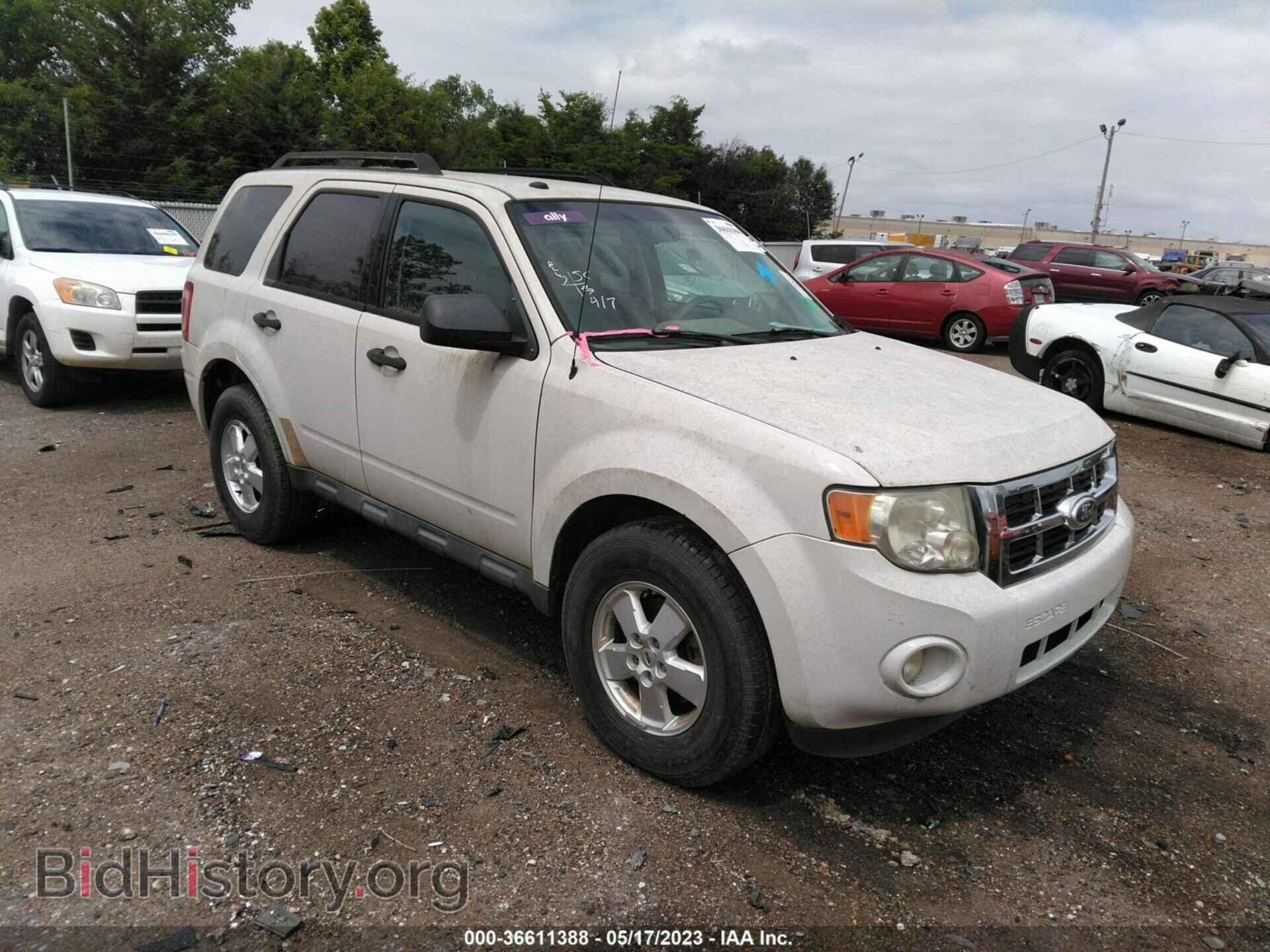 Фотография 1FMCU0D74AKC82928 - FORD ESCAPE 2010
