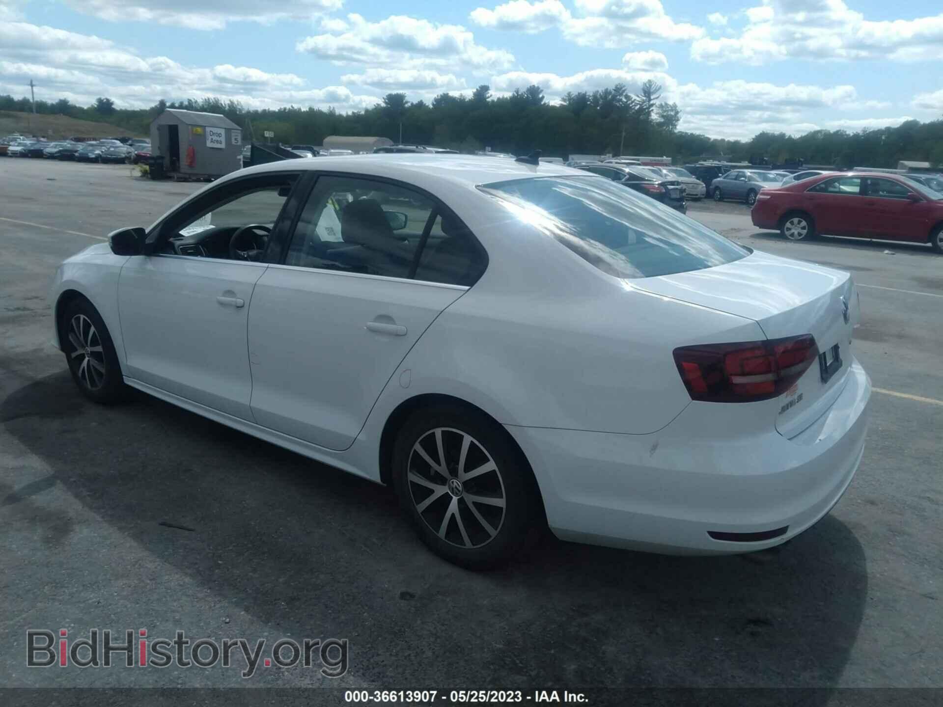 2017 VOLKSWAGEN JETTA - VIN: 3VWDB7AJ1HM251756 - Фото 3