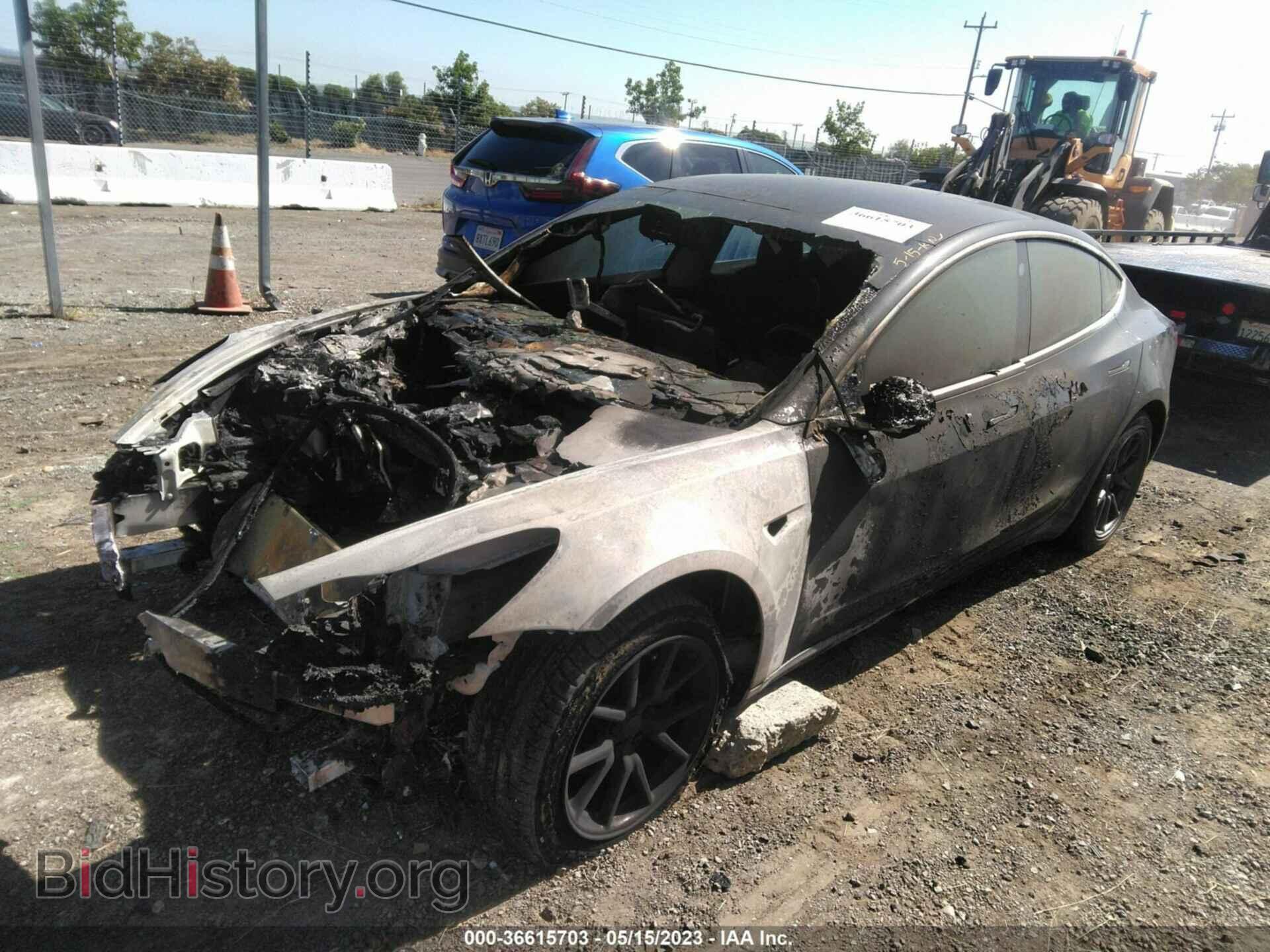 2019 TESLA MODEL 3 - VIN: 5YJ3E1EA4KF305740 - Фото 2