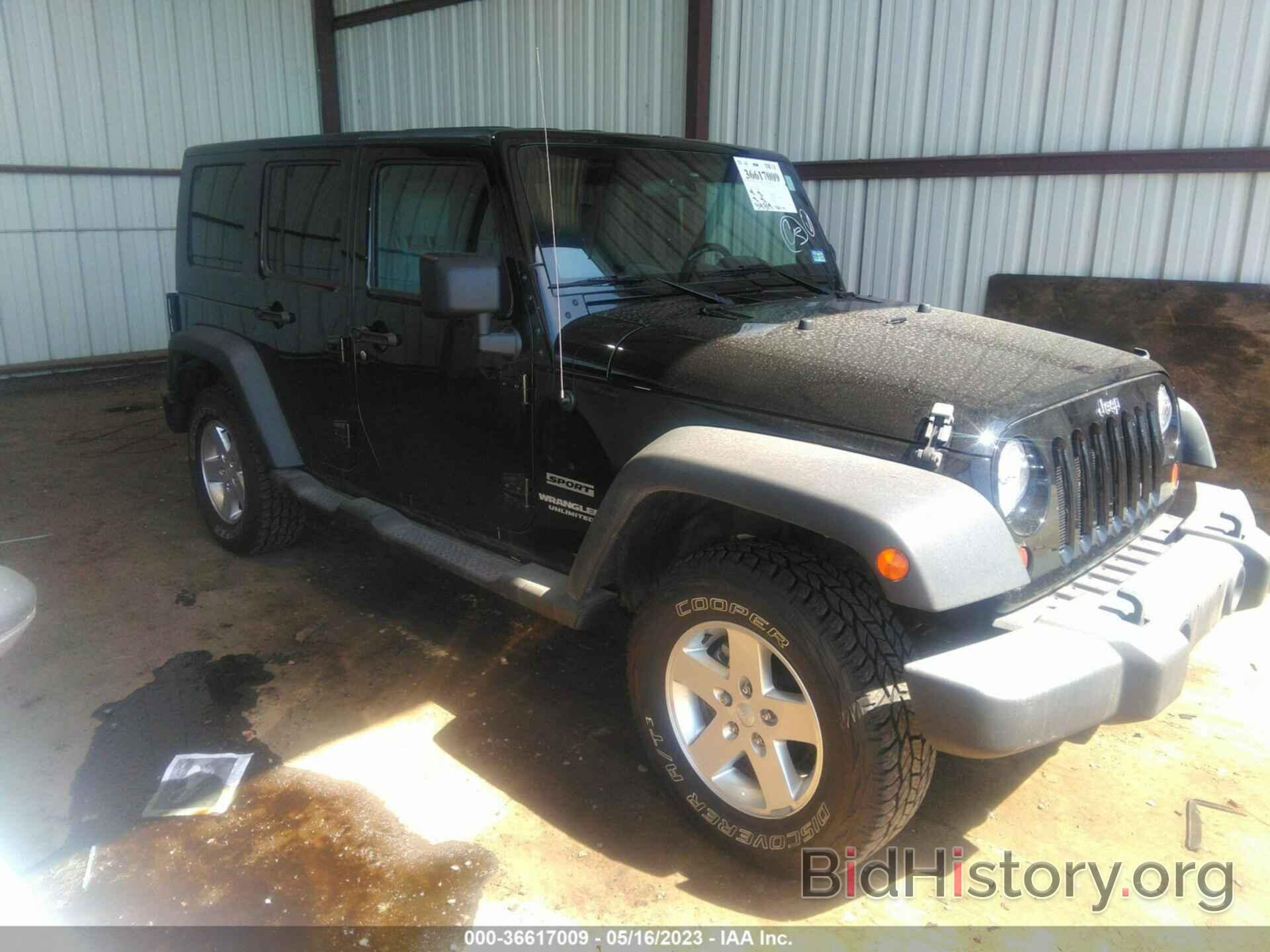 Photo 1J4BA3H19AL170744 - JEEP WRANGLER UNLIMITED 2010